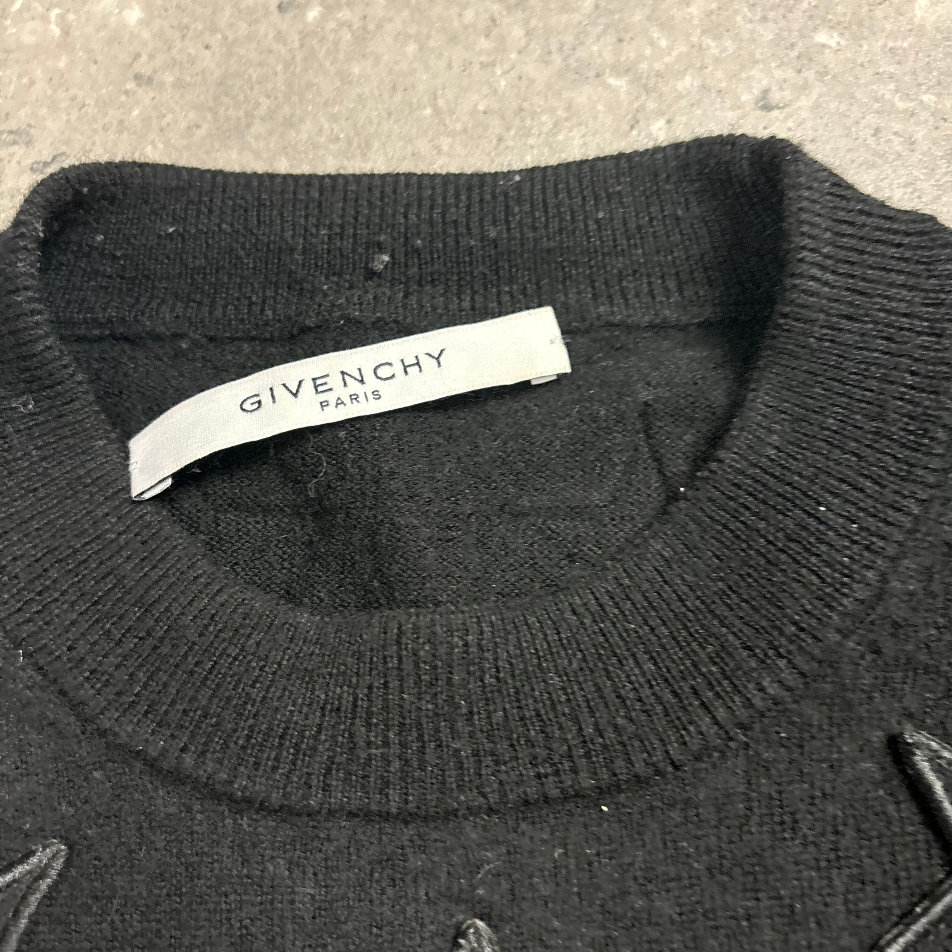 GIVENCHY STAR JUMPER (FITS XS)