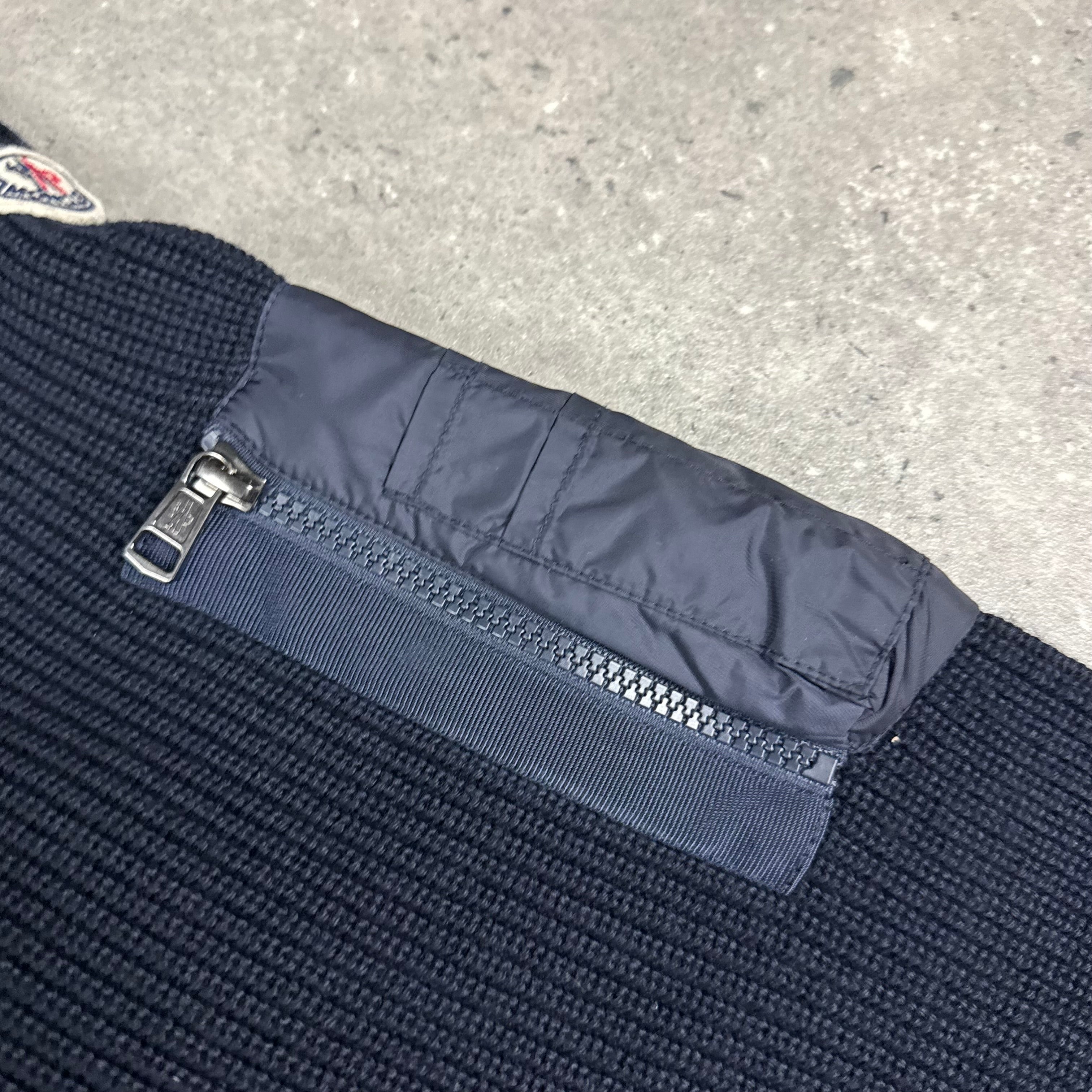MONCLER TRICOT CARDIGAN HYBRID DOWN KNIT JACKET - (M)
