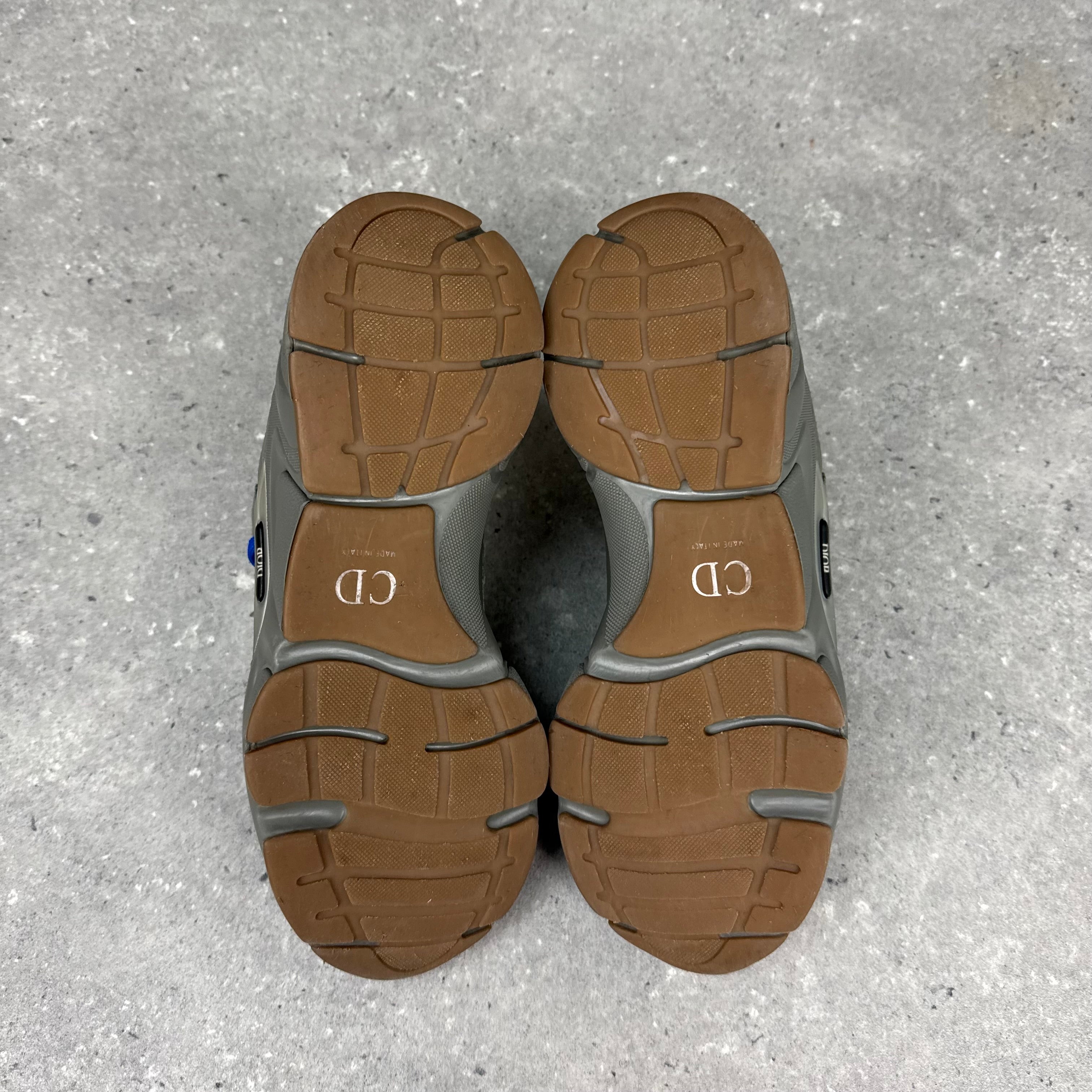 DIOR B22 KHAKI - (EU 41 / UK 7)