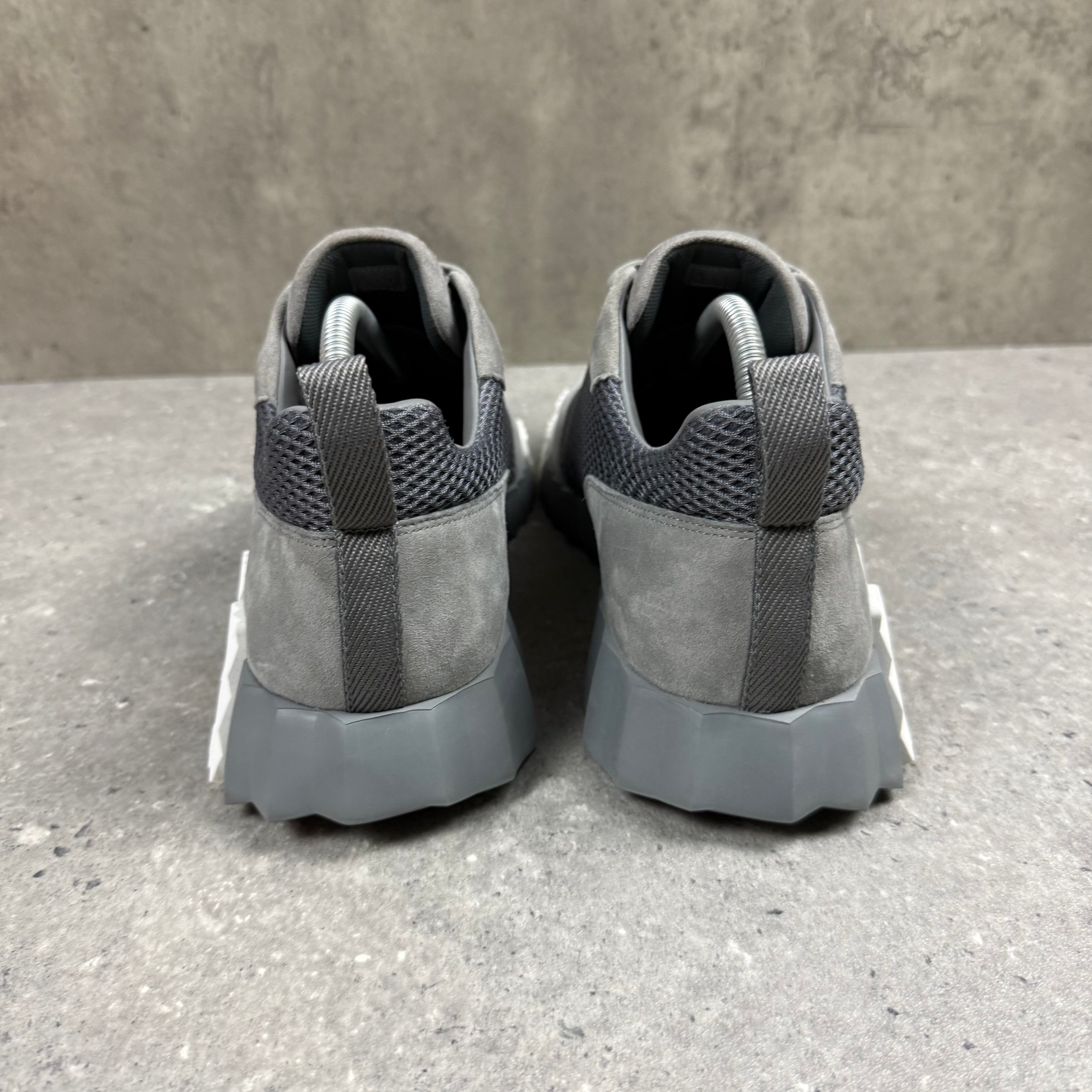 HERMES BOUNCING GREY - (EU43.5 / UK9.5)