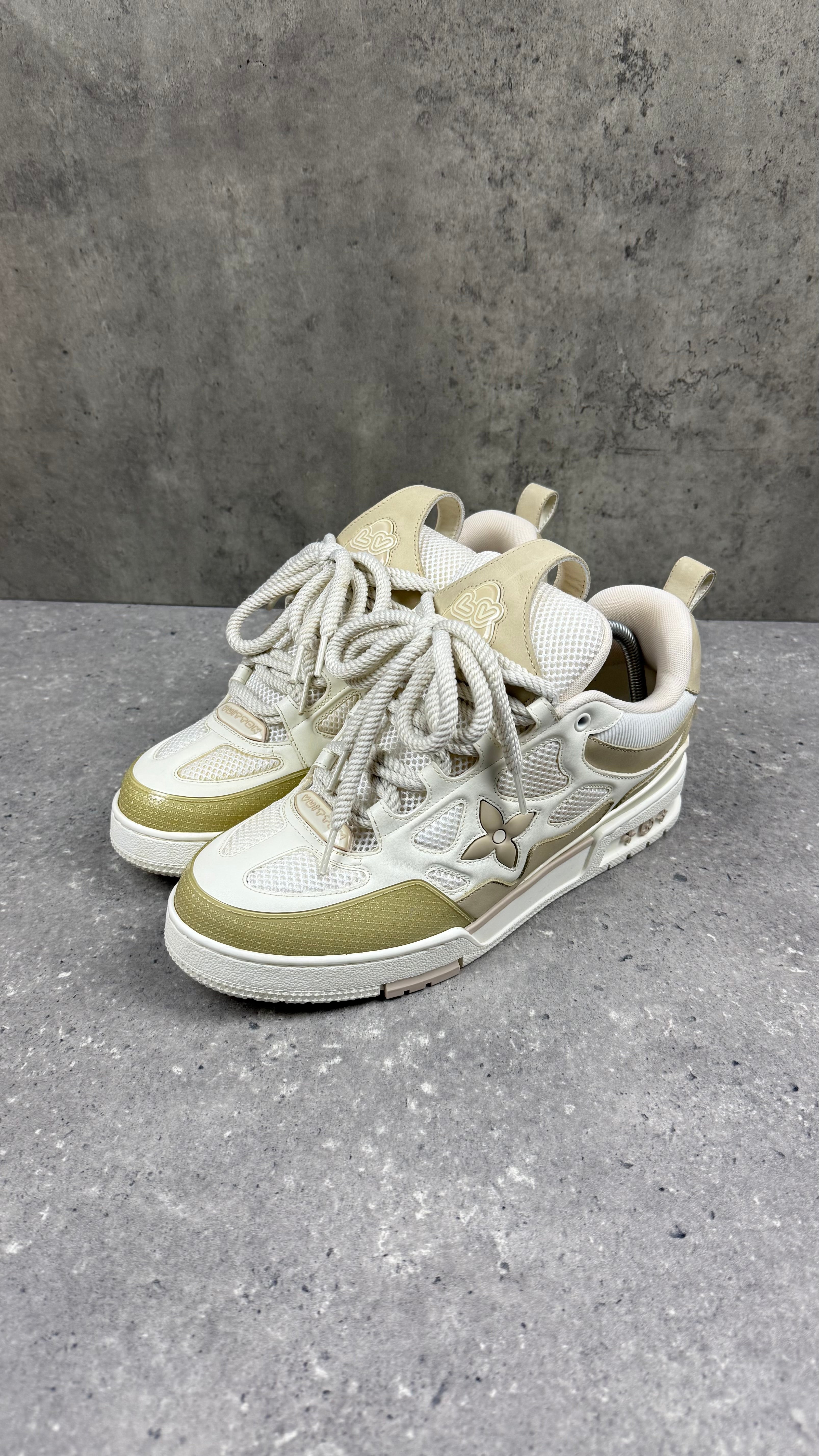 LOUIS VUITTON BEIGE SKATES - EU 43 (FITS UK 10)