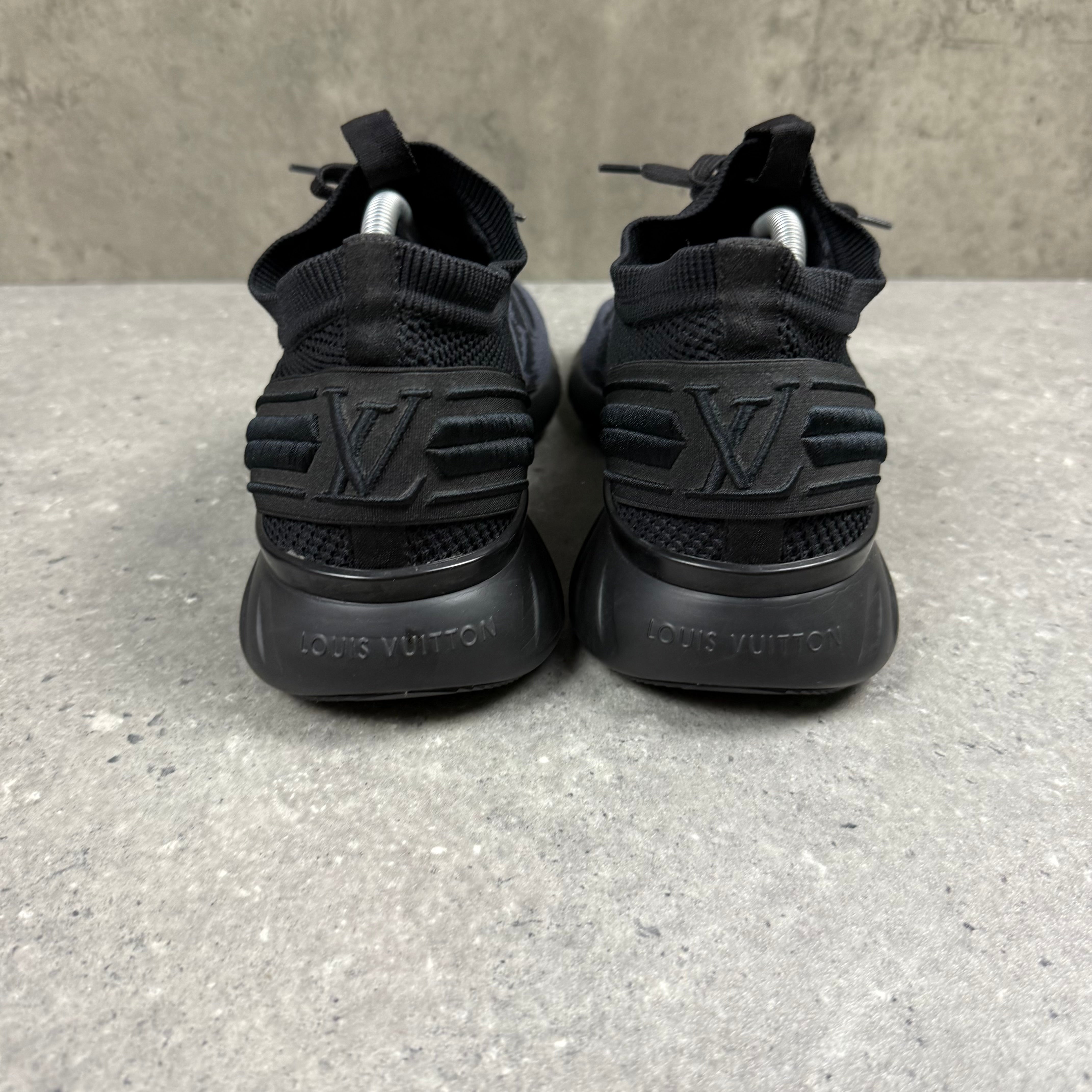 LOUIS VUITTON FASTLANE - EU 43 (FITS UK 10)