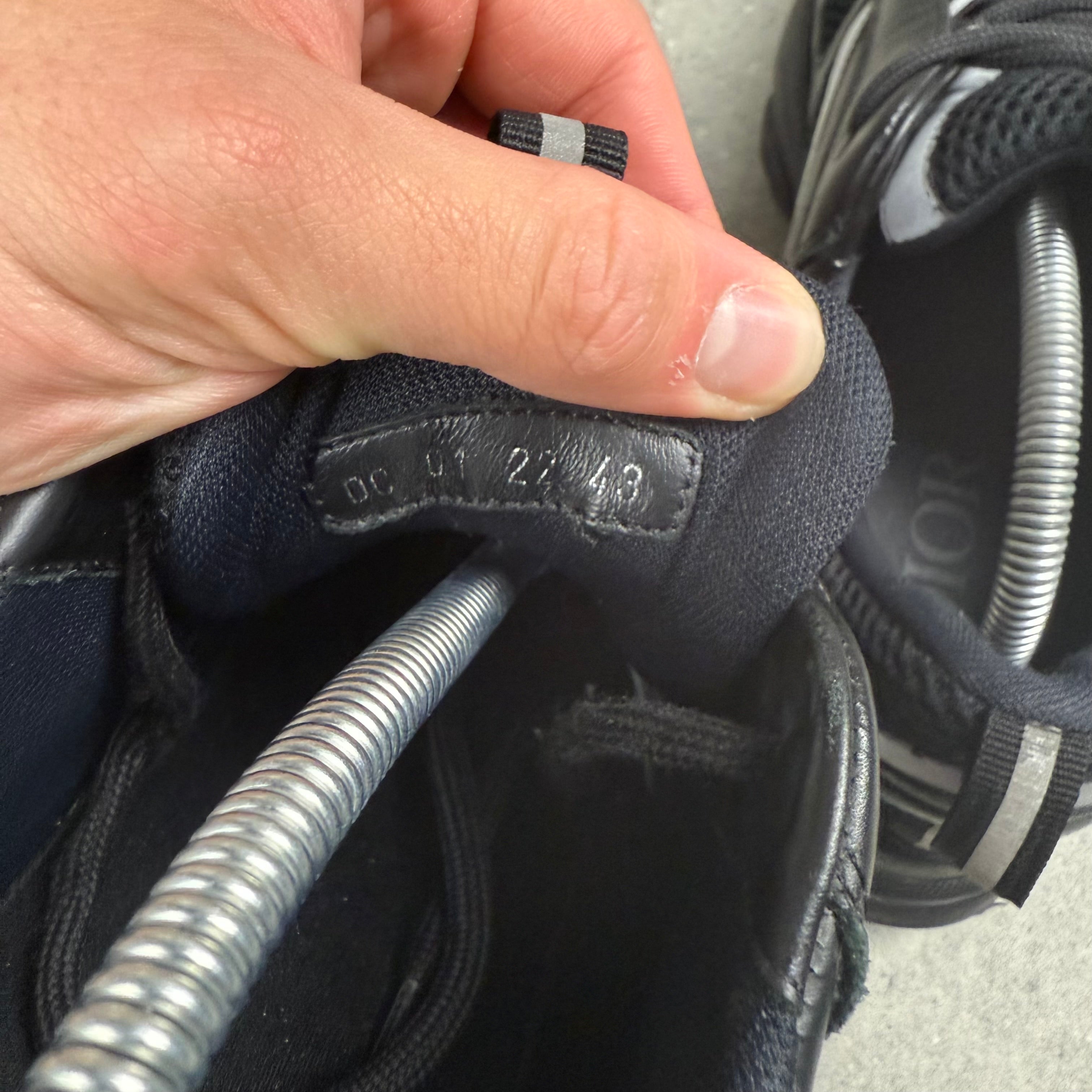 DIOR B22 BLACK - (EU43 / UK9)