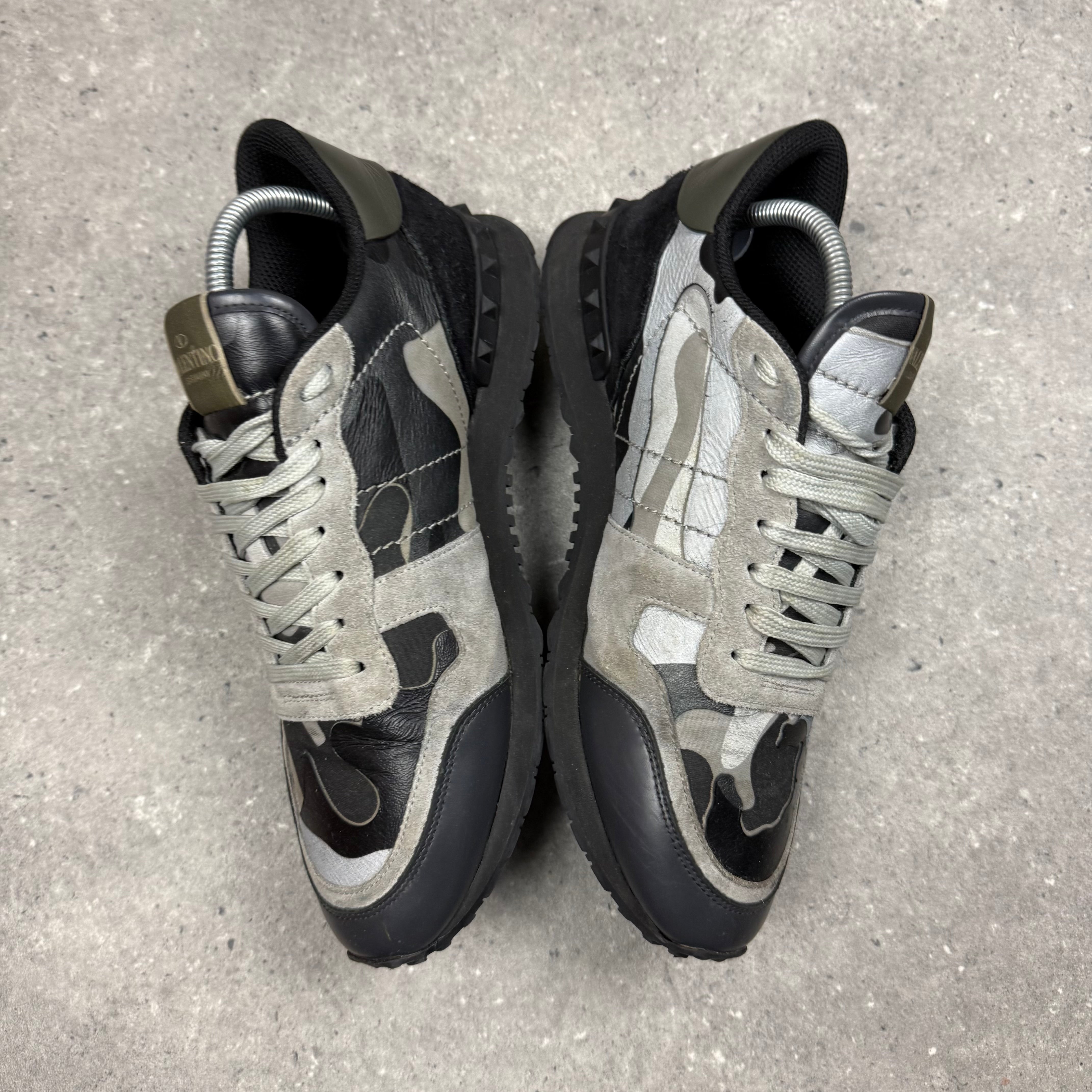 VALENTINO ROCKRUNNER GREY - (EU42 / UK8)