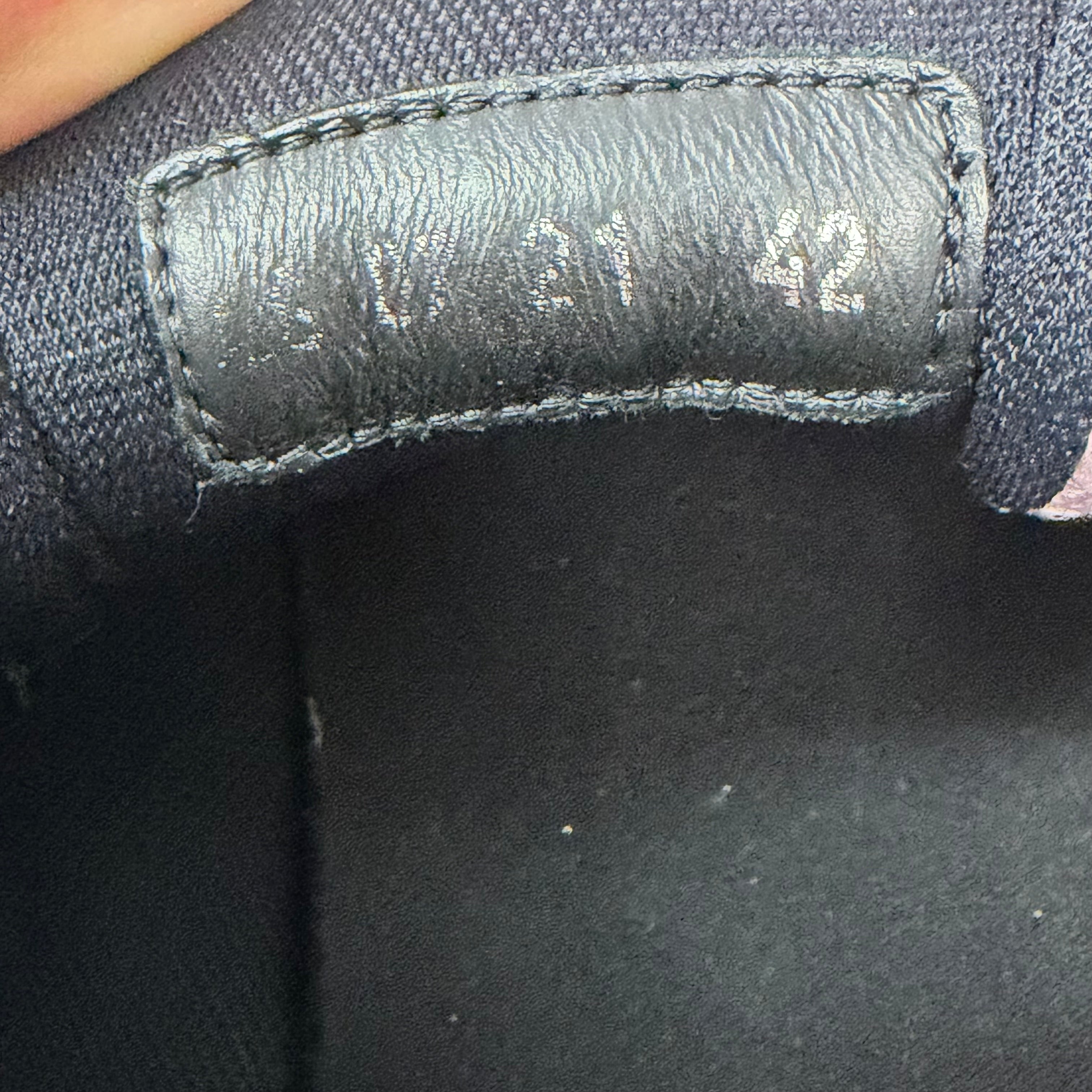 DIOR B22 PINK / WHITE - (EU42 / UK8)