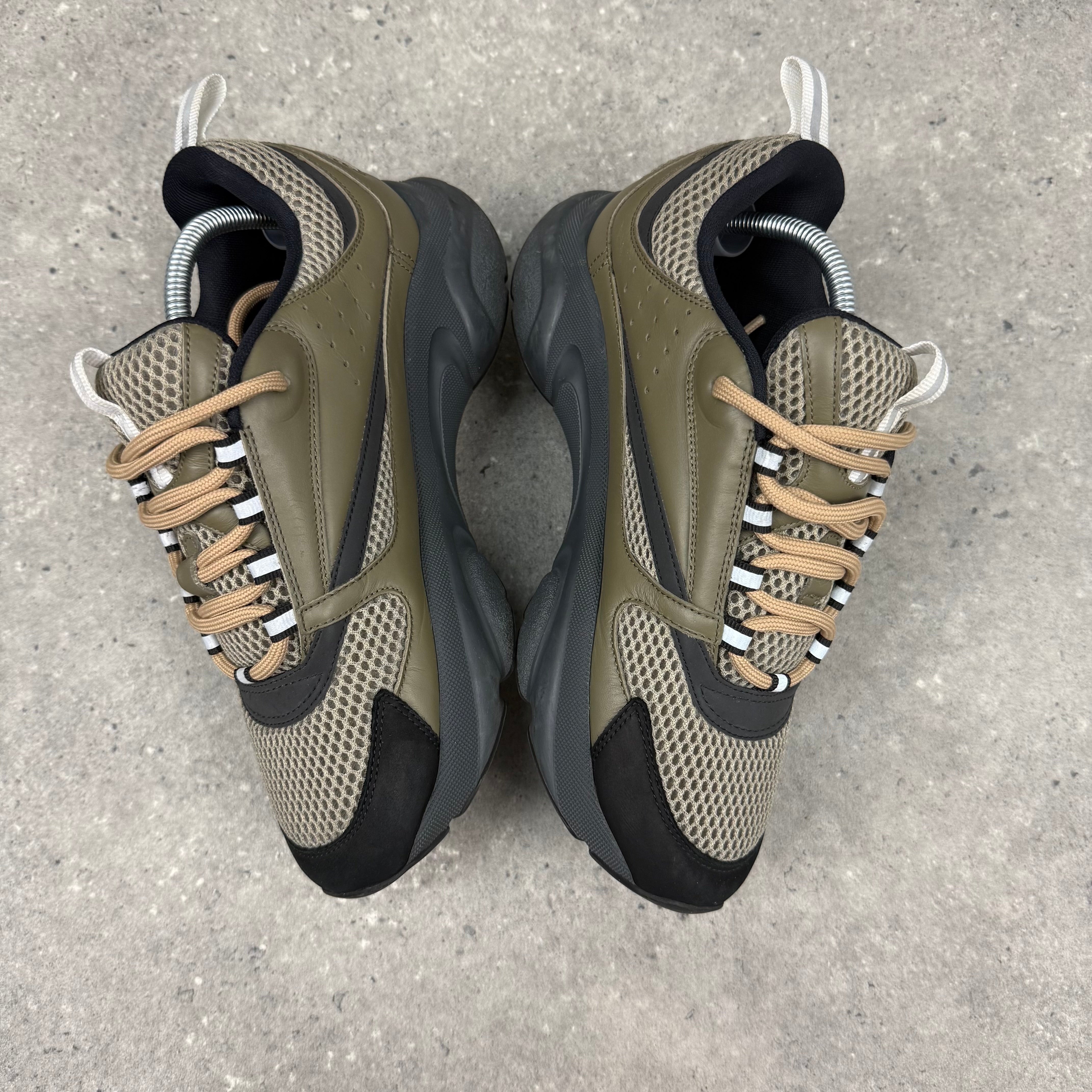 DIOR B22 KHAKI - (EU 41 / UK 7)