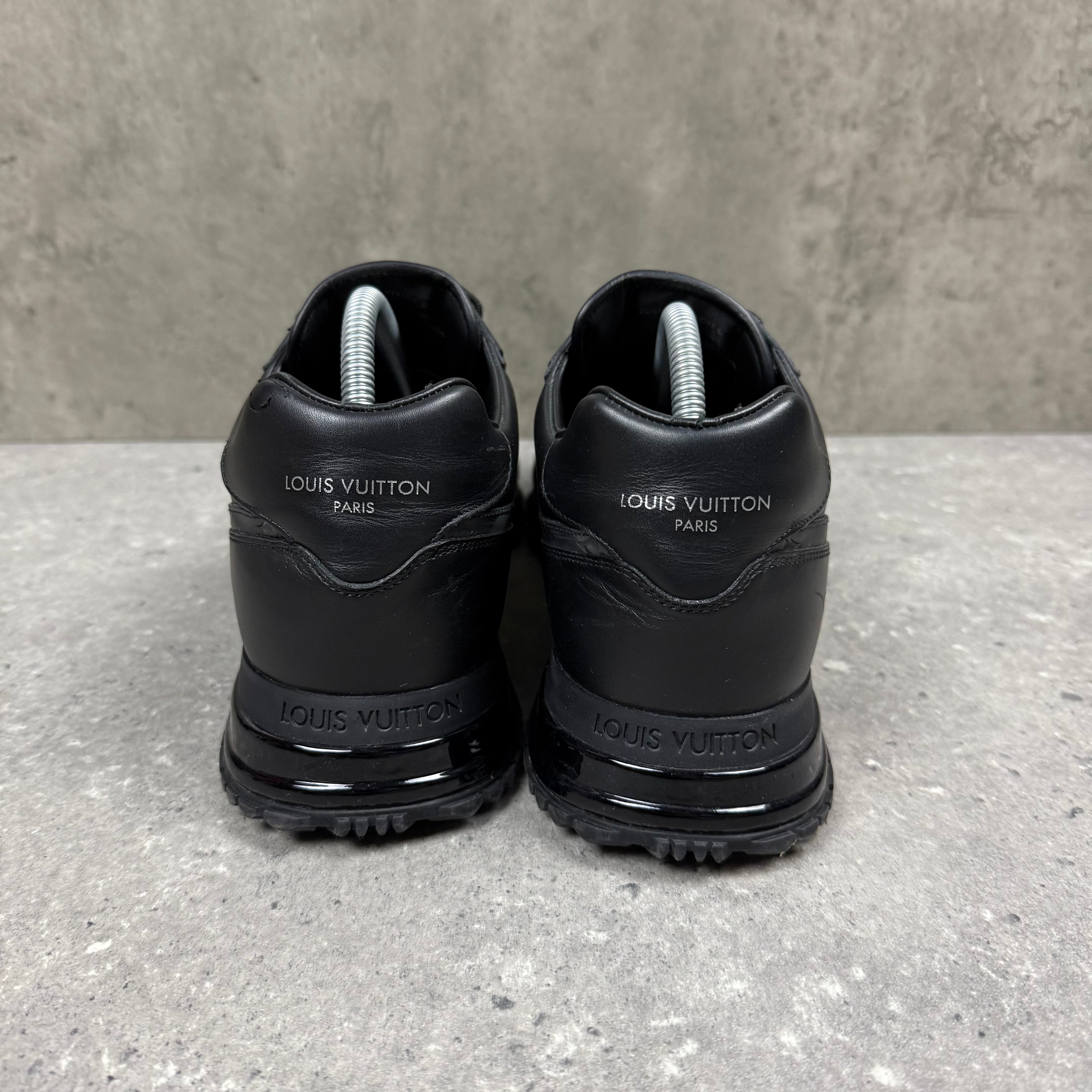LOUIS VUITTON RUNAWAY BLACK - EU 44 (FITS UK 11)