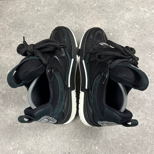 LOUIS VUITTON SKATES BLACK - EU40 (FITS UK 7)