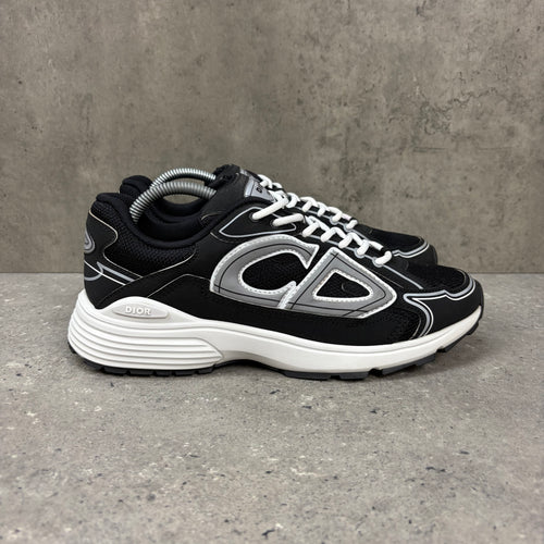 DIOR B30 BLACK / WHITE - (EU 42 / UK 8)
