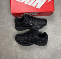 NIKE P-6000 - TRIPLE BLACK
