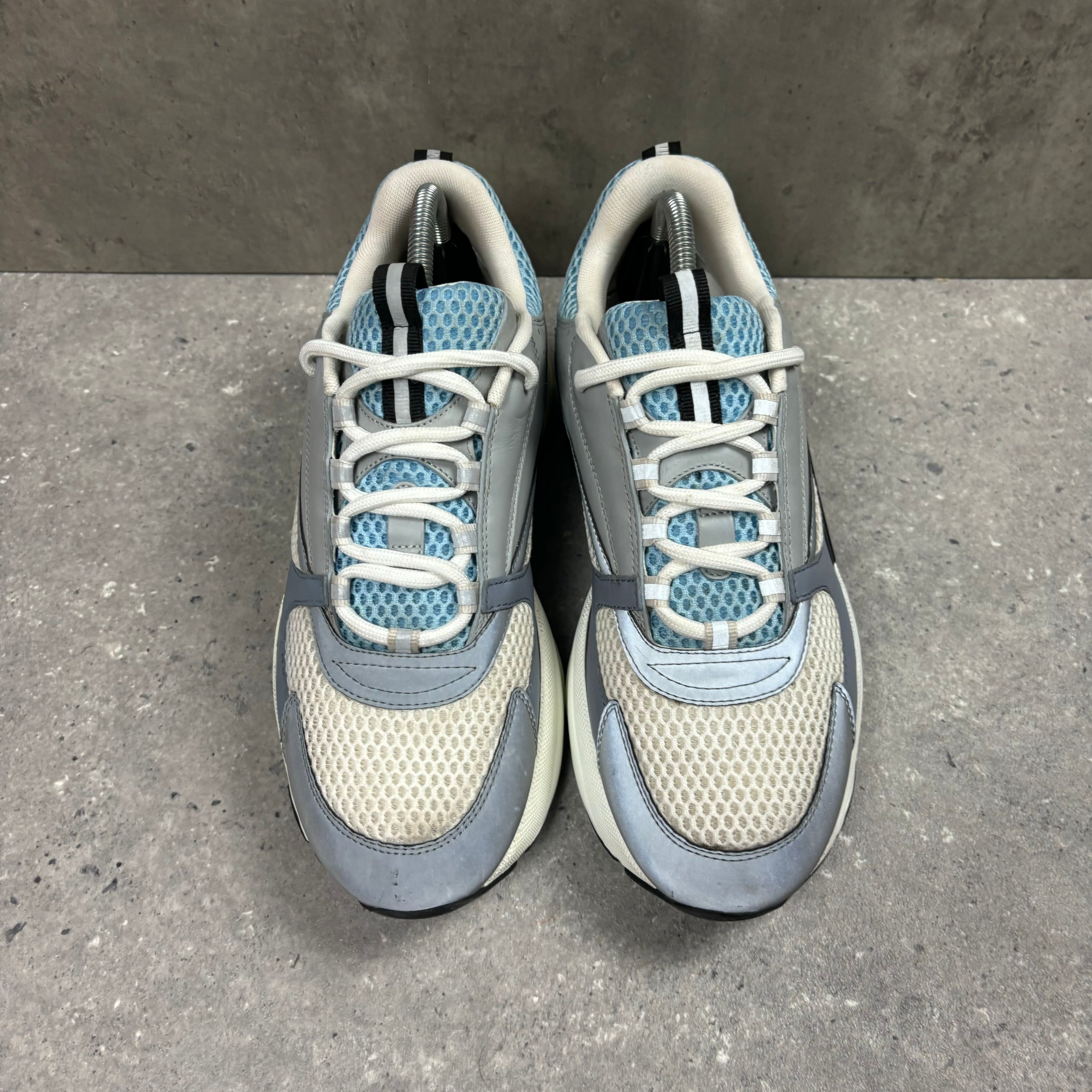 DIOR B22 BABY BLUE - (EU42 / UK8)