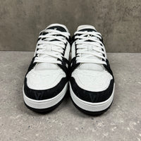 LOUIS VUITTON BLACK DENIMS - EU 42.5 (FITS UK 9.5)