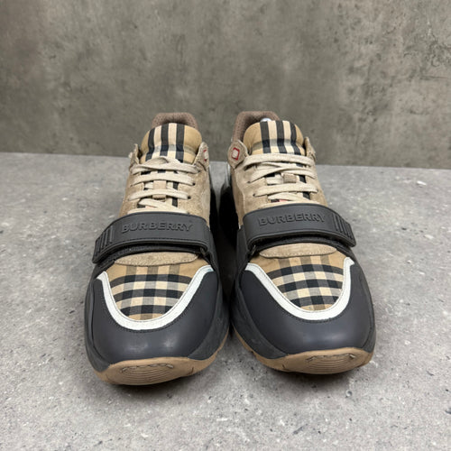 BURBERRY RAMSEY -  (EU44 / UK10)