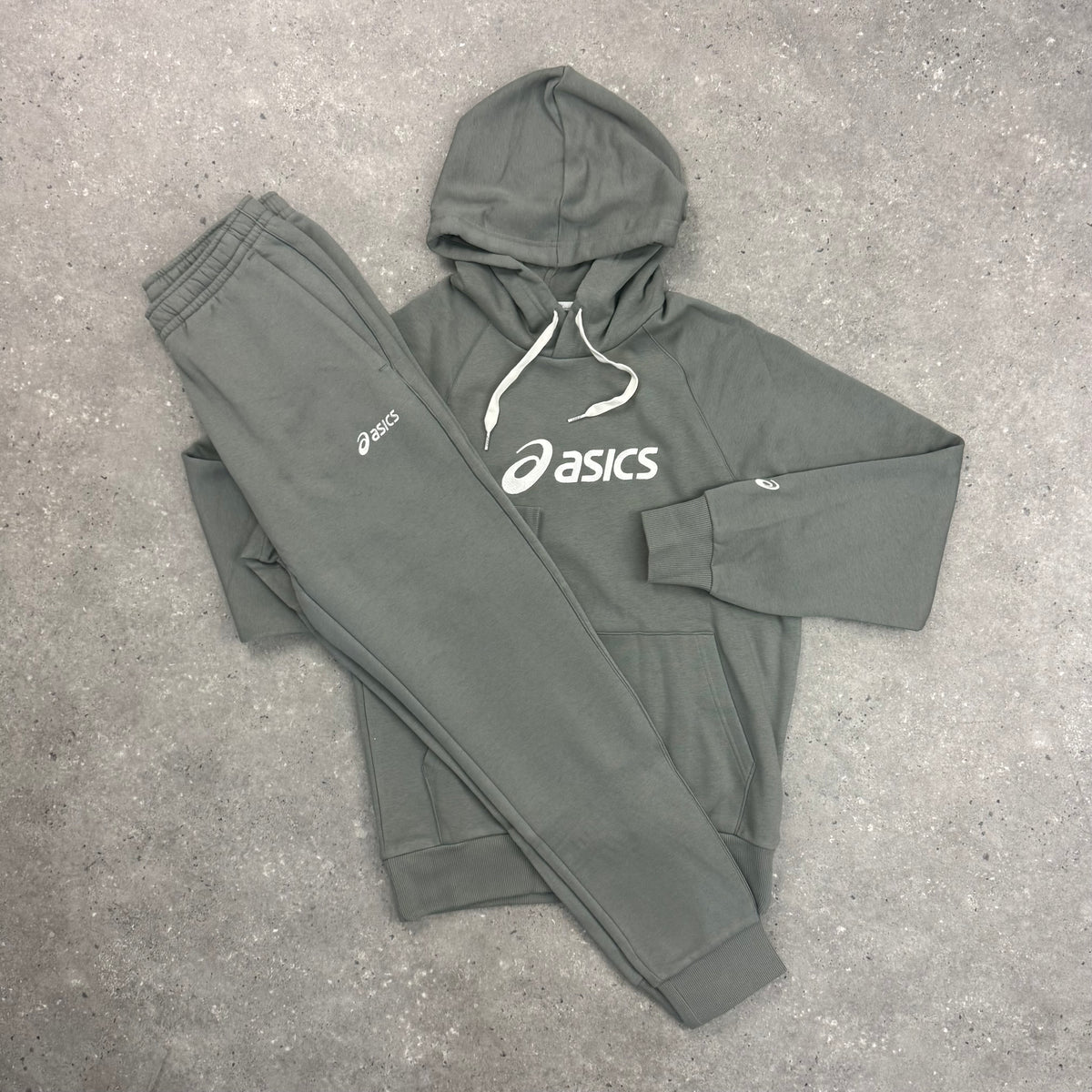 ASICS FLEECE CLUB TRACKSUIT - LICHEN GREEN