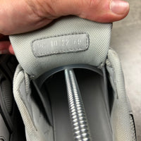 DIOR B30 GREY - (EU 40 / UK 6)