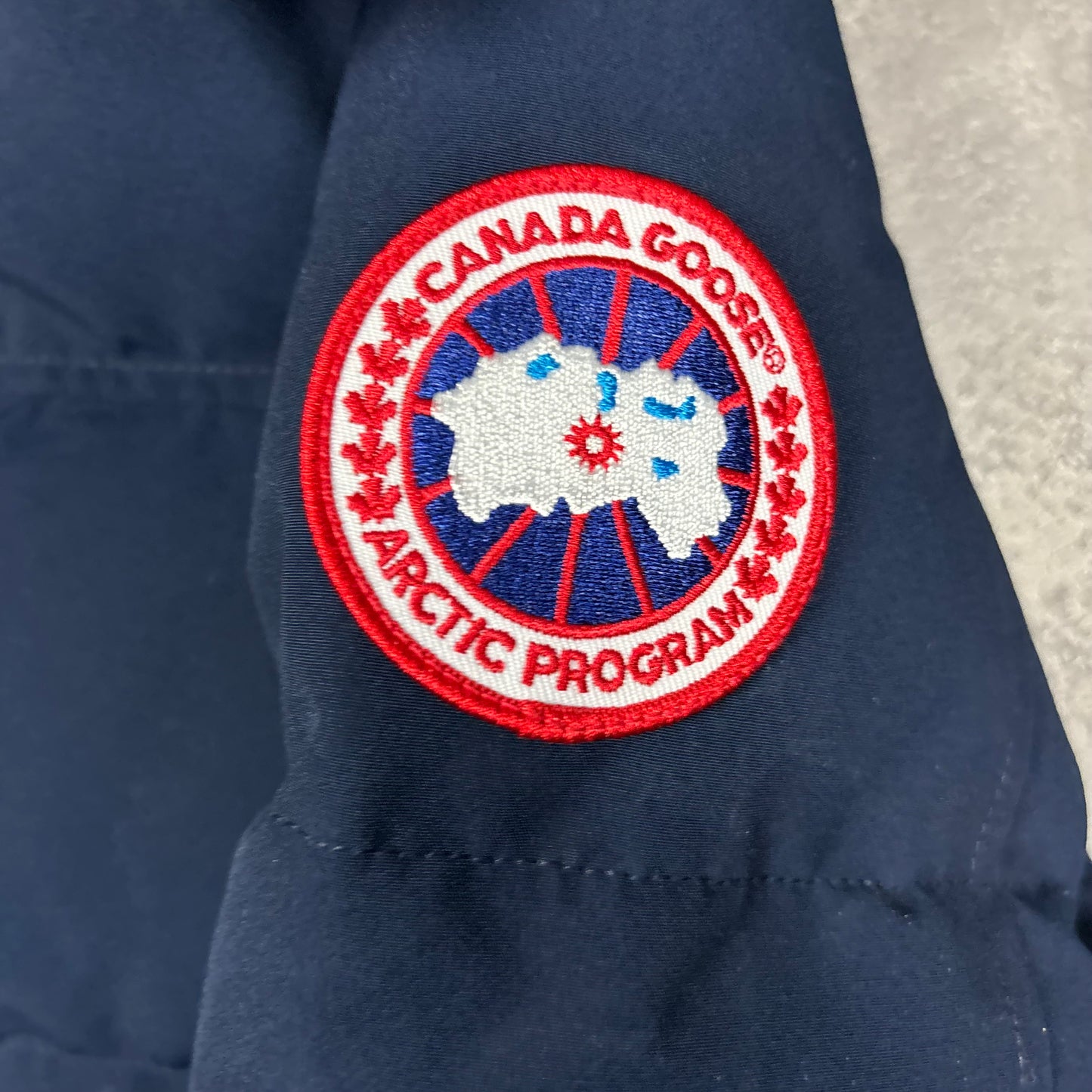 CANADA GOOSE MACMILLAN PARKA - XS