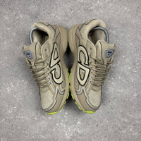 DIOR B30 BEIGE - (EU42.5 / UK8.5)