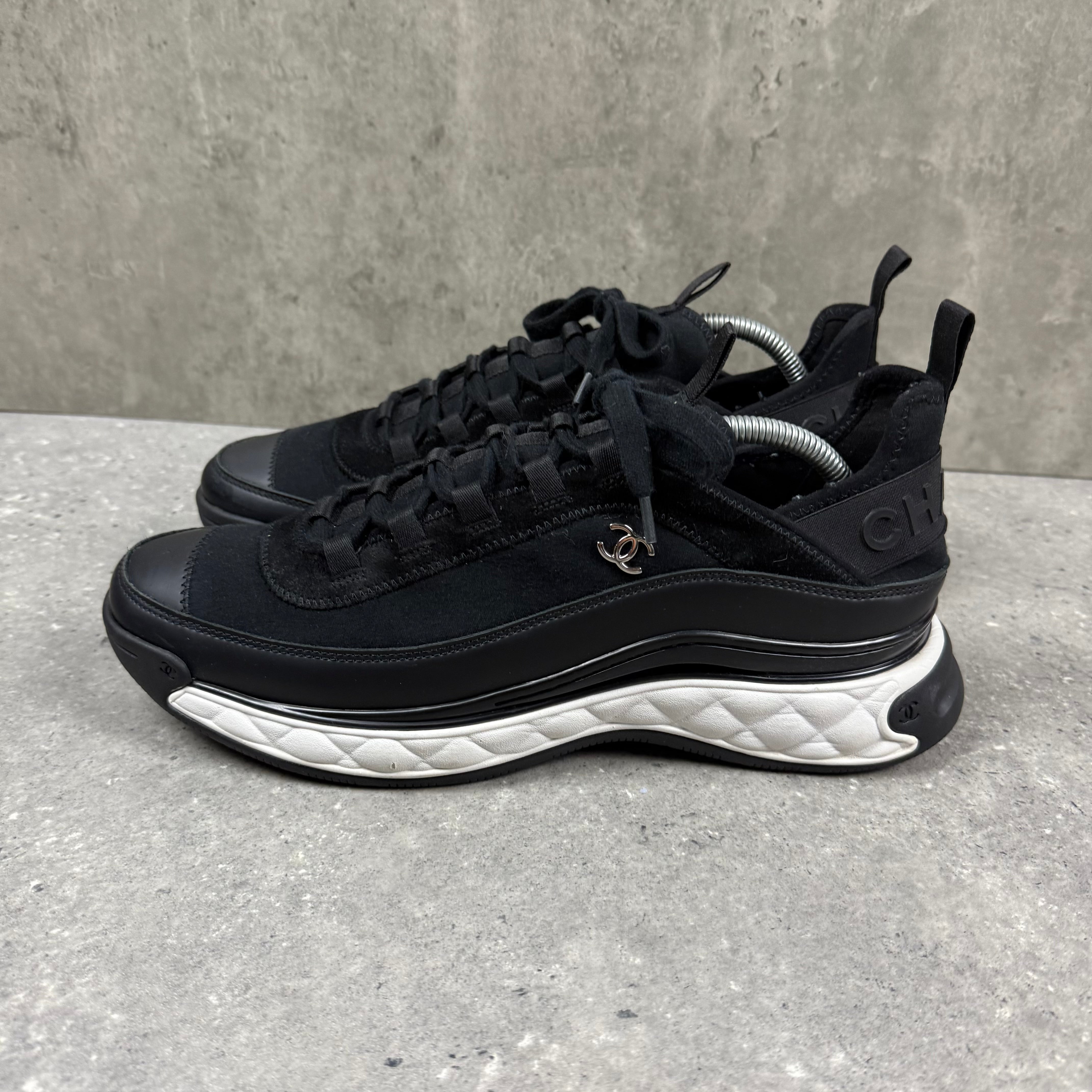 CHANEL RUNNERS -  (EU44 / UK10)