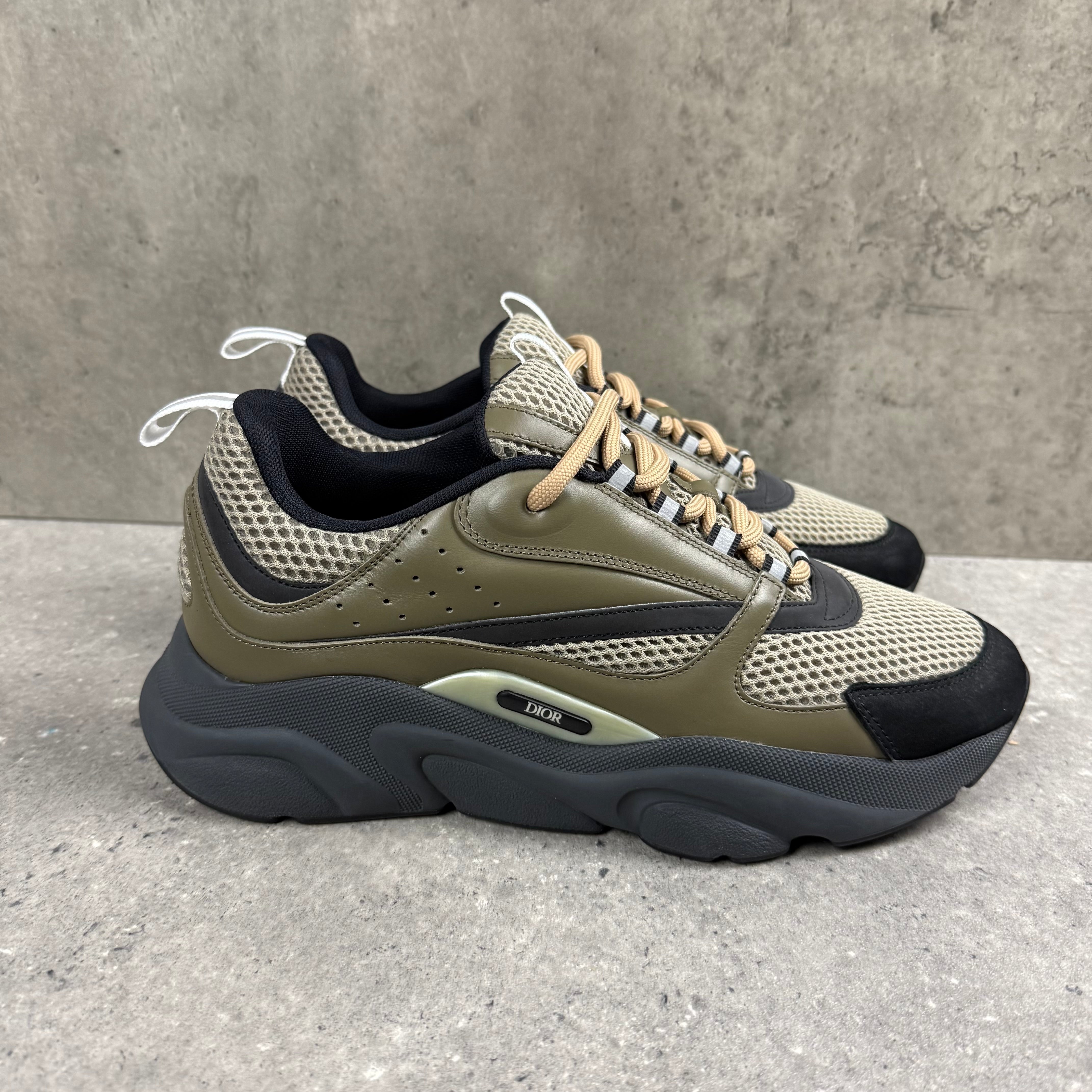 DIOR B22 KHAKI - (EU42 / UK8)