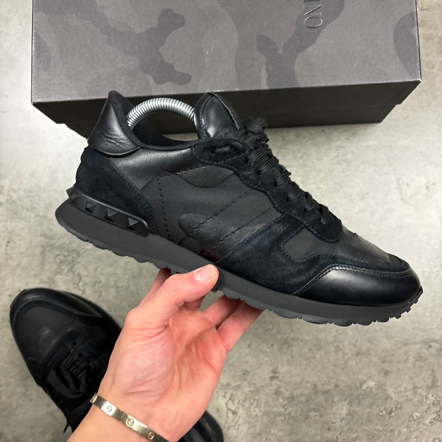 VALENTINO ROCKRUNNERS BLACK (FITS 7/8)