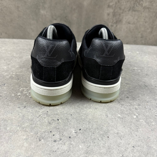 LOUIS VUITTON MONOGRAM ECLIPSE SNEAKERS - EU40 (FITS UK 7)