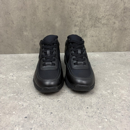CHANEL RUNNERS -  (EU 41 / UK 7)