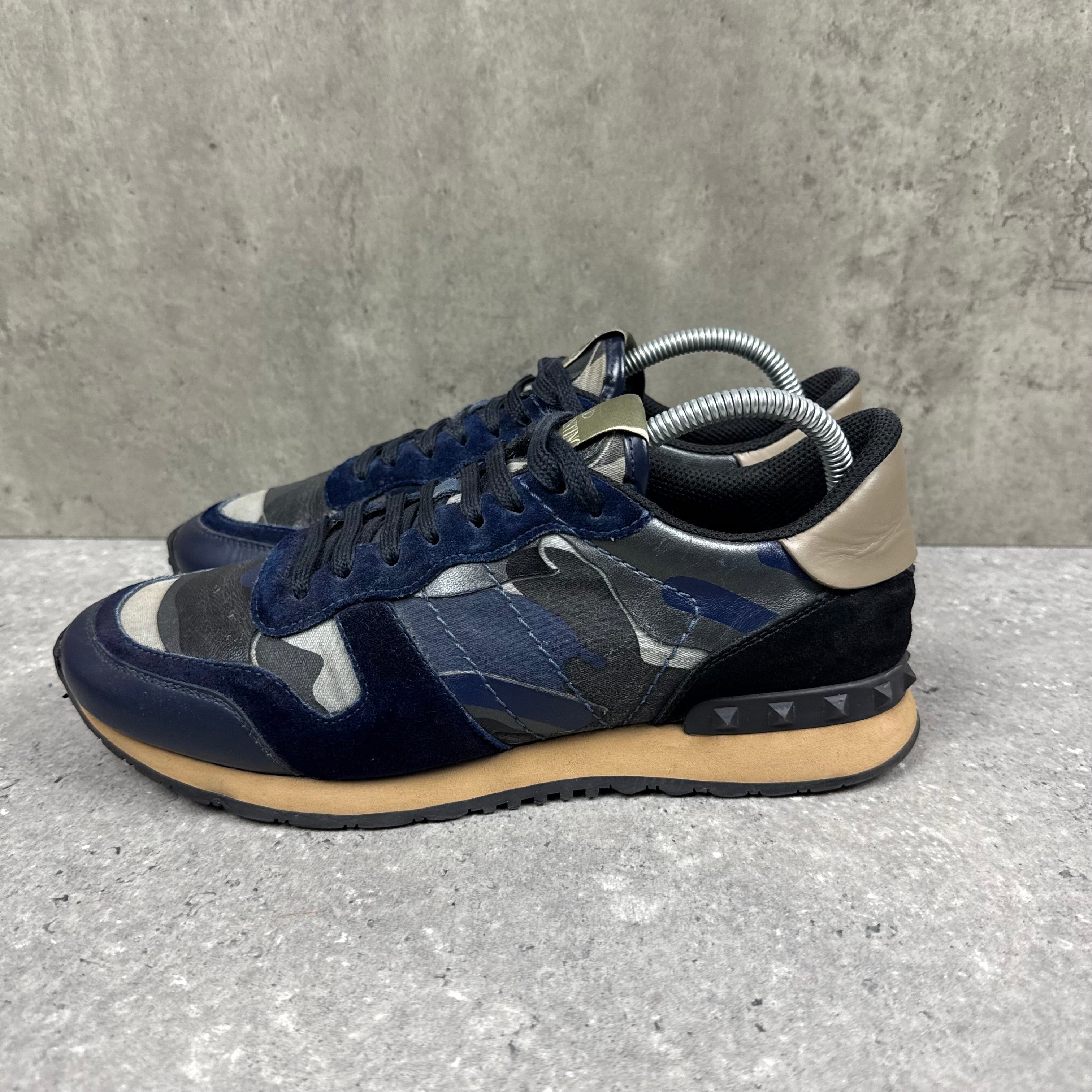 VALENTINO ROCKRUNNER NAVY - (EU41 / UK7)