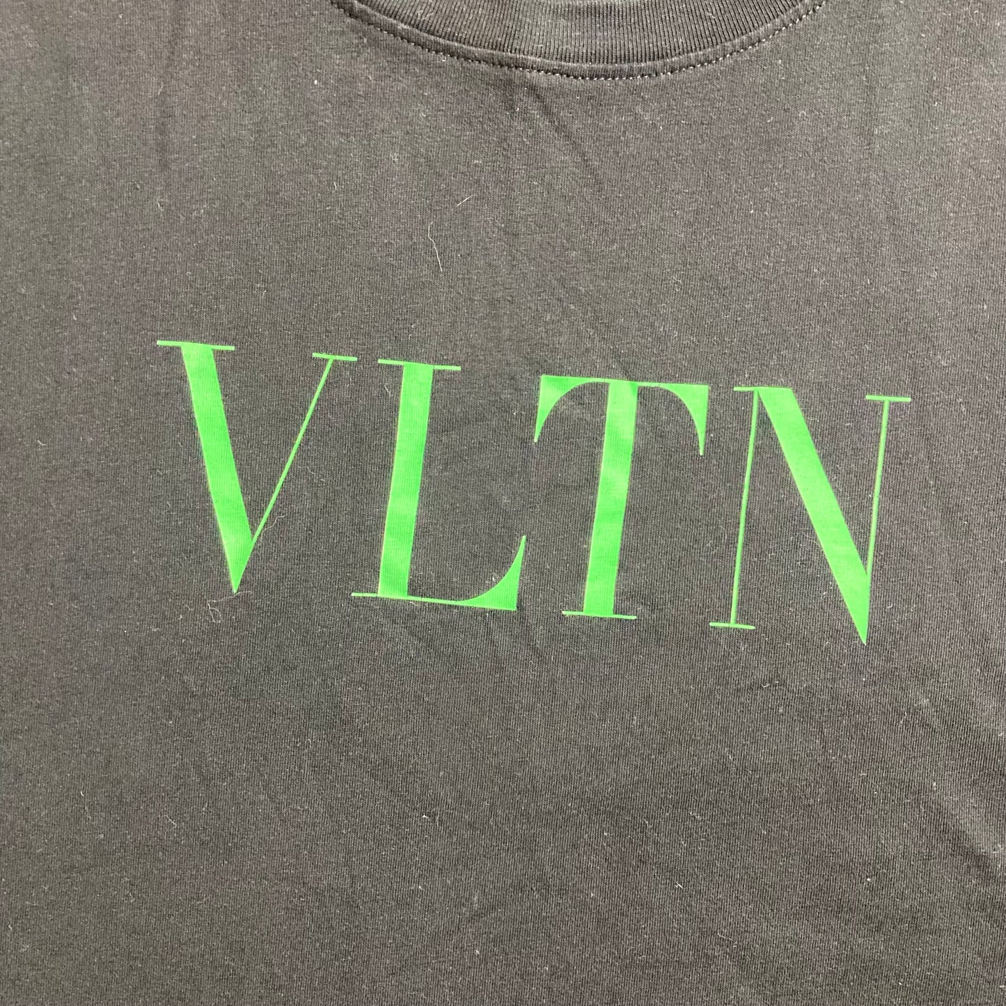 VLTN T-SHIRT BLACK/GREEN (FITS M/L)