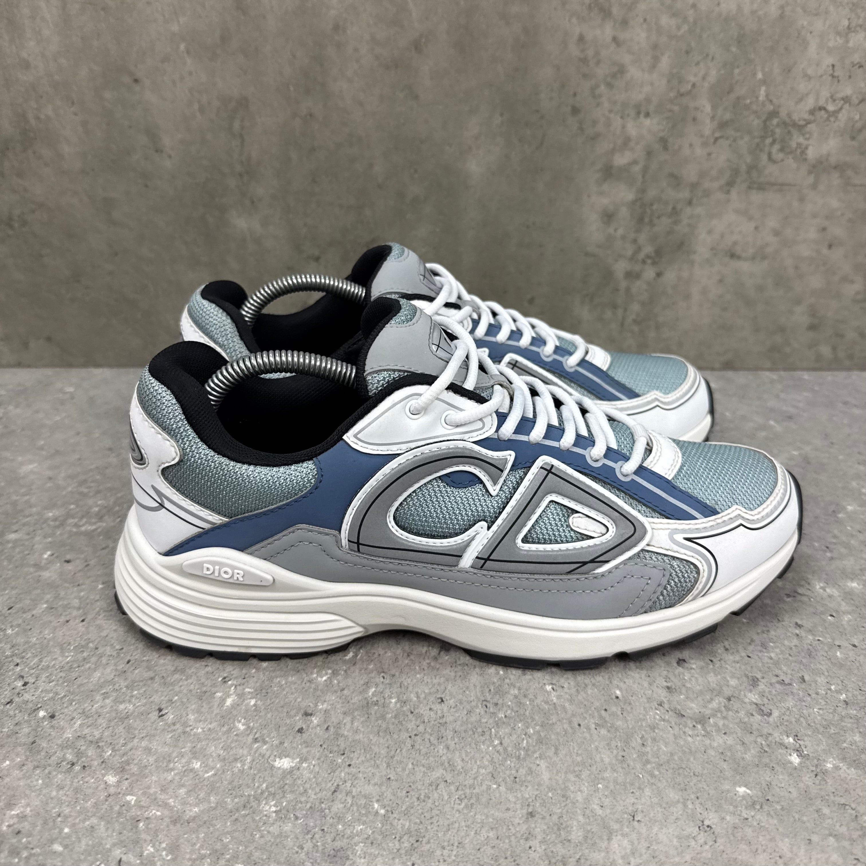 DIOR B30 LIGHT BLUE - (EU42 / UK8)