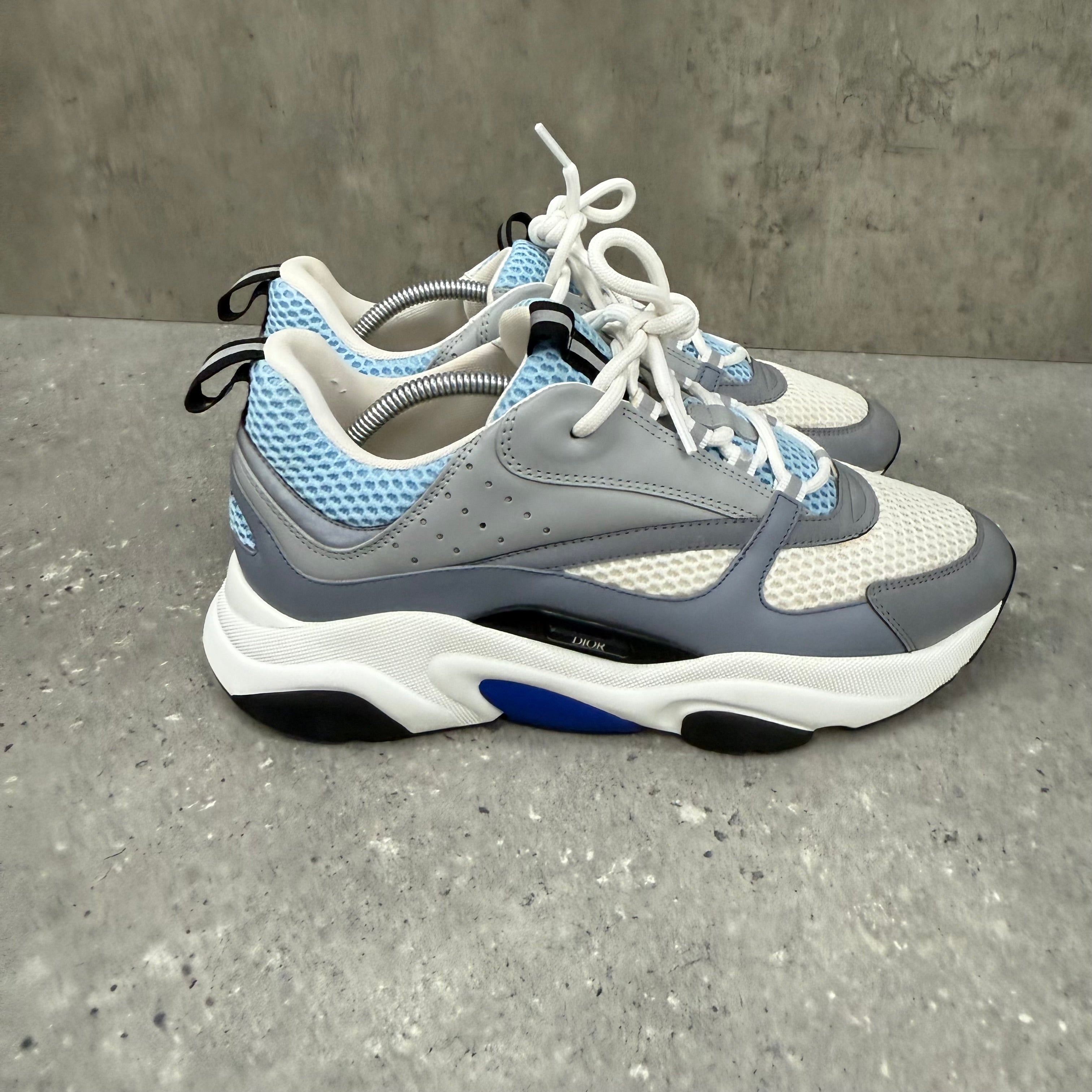 DIOR B22 BABY BLUE - (EU43 / UK9)