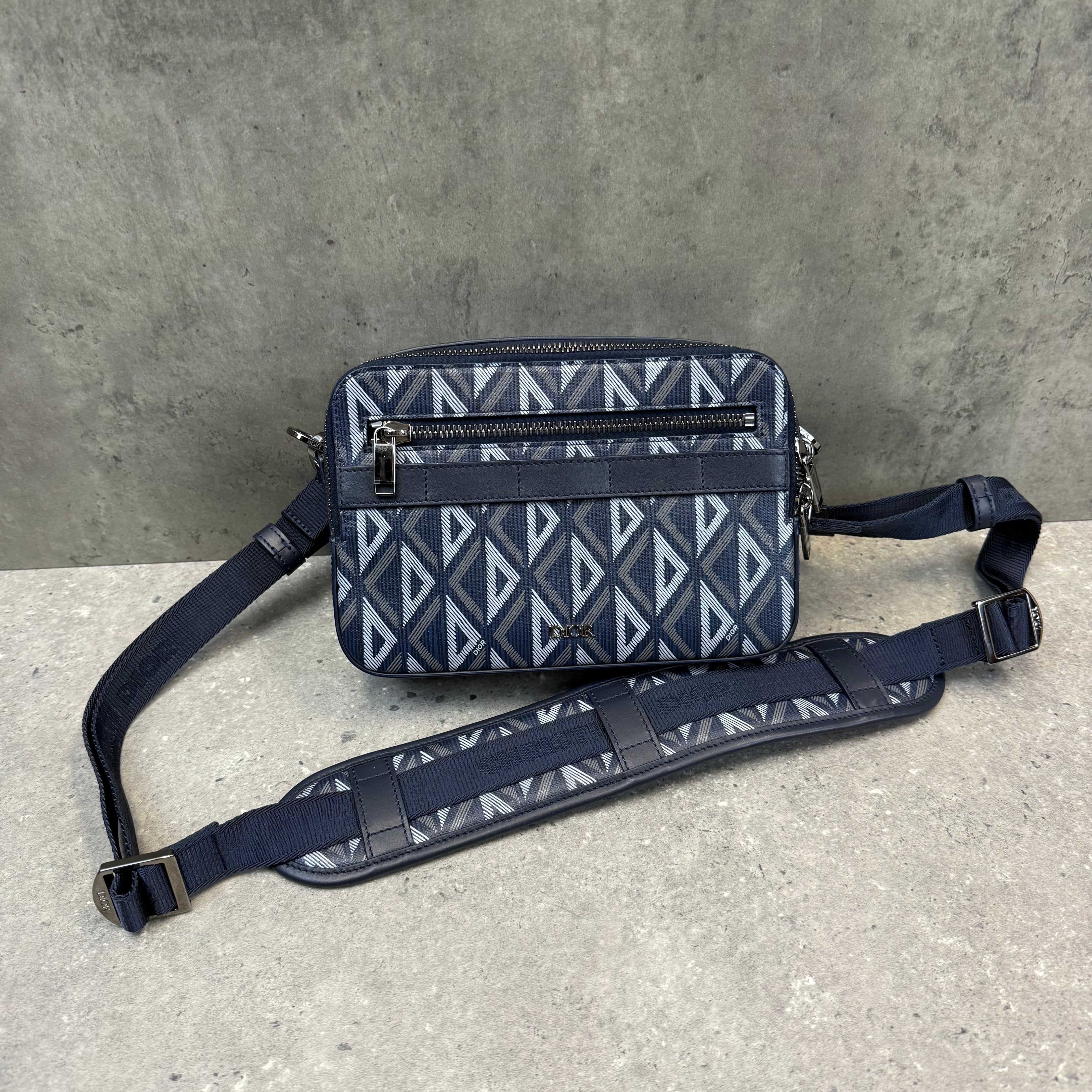 DIOR DIAMOND MESSENGER BAG - NAVY