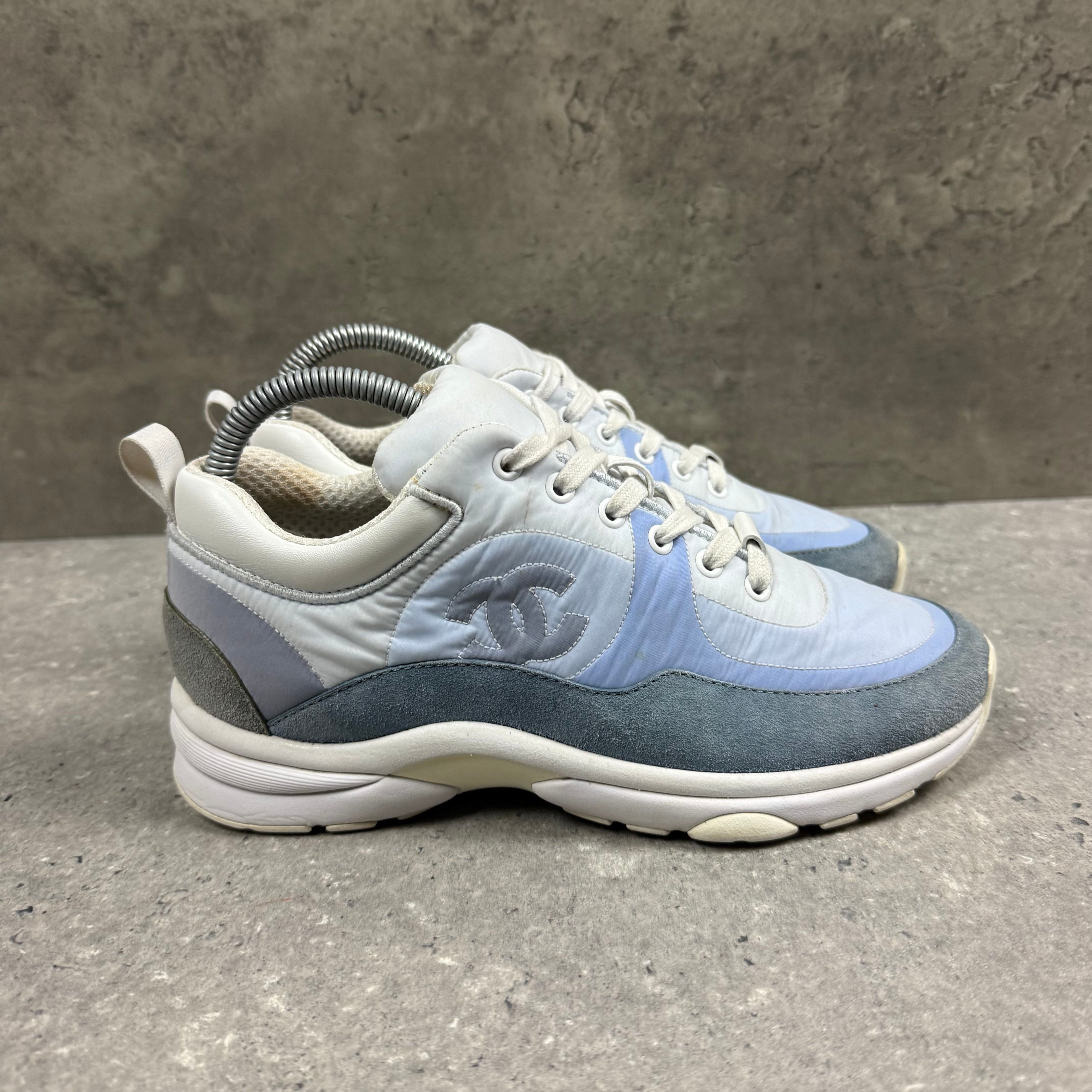 CHANEL RUNNERS LIGHT BLUE -  (EU37 / UK4)
