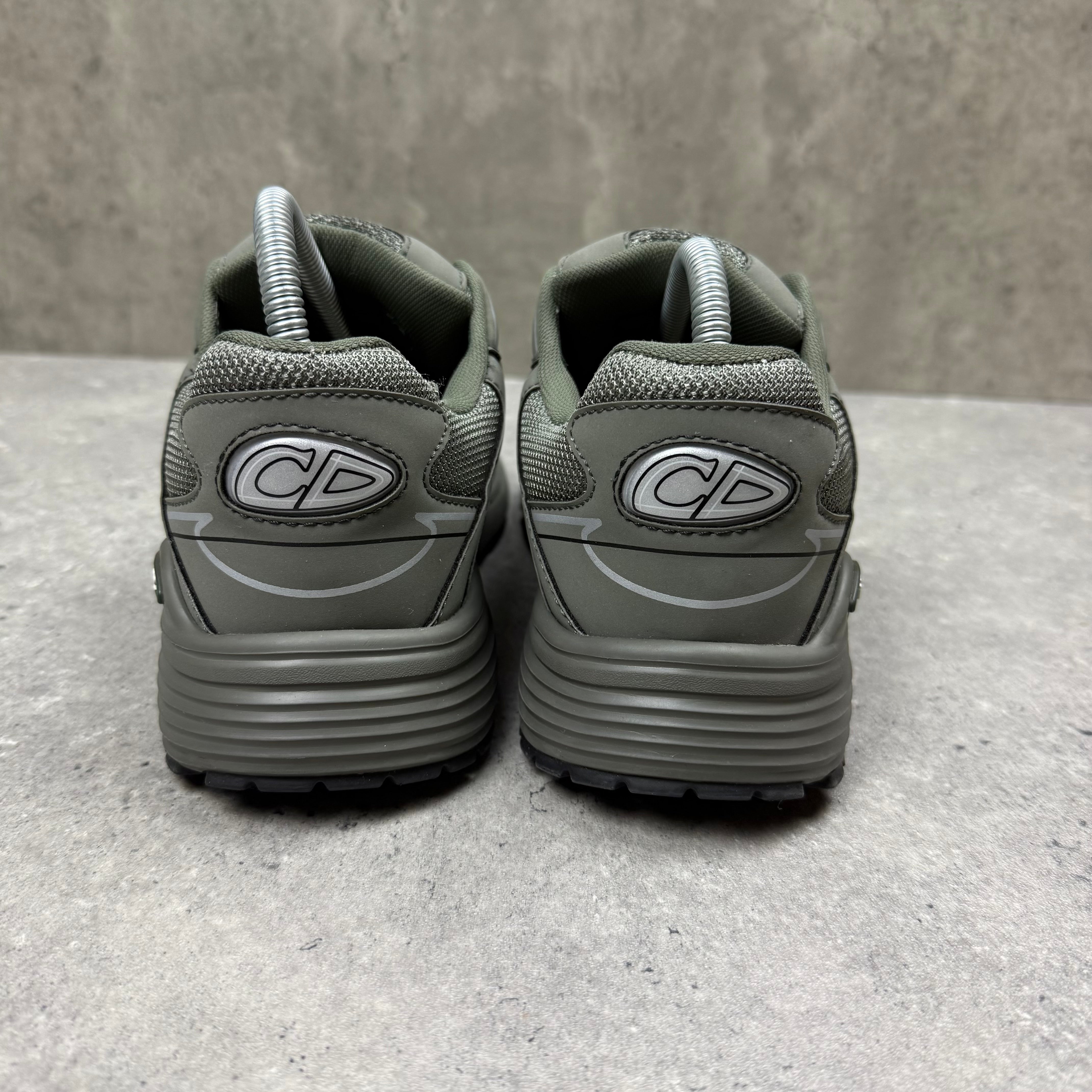 DIOR B30 KHAKI - (EU 40 / UK 6)