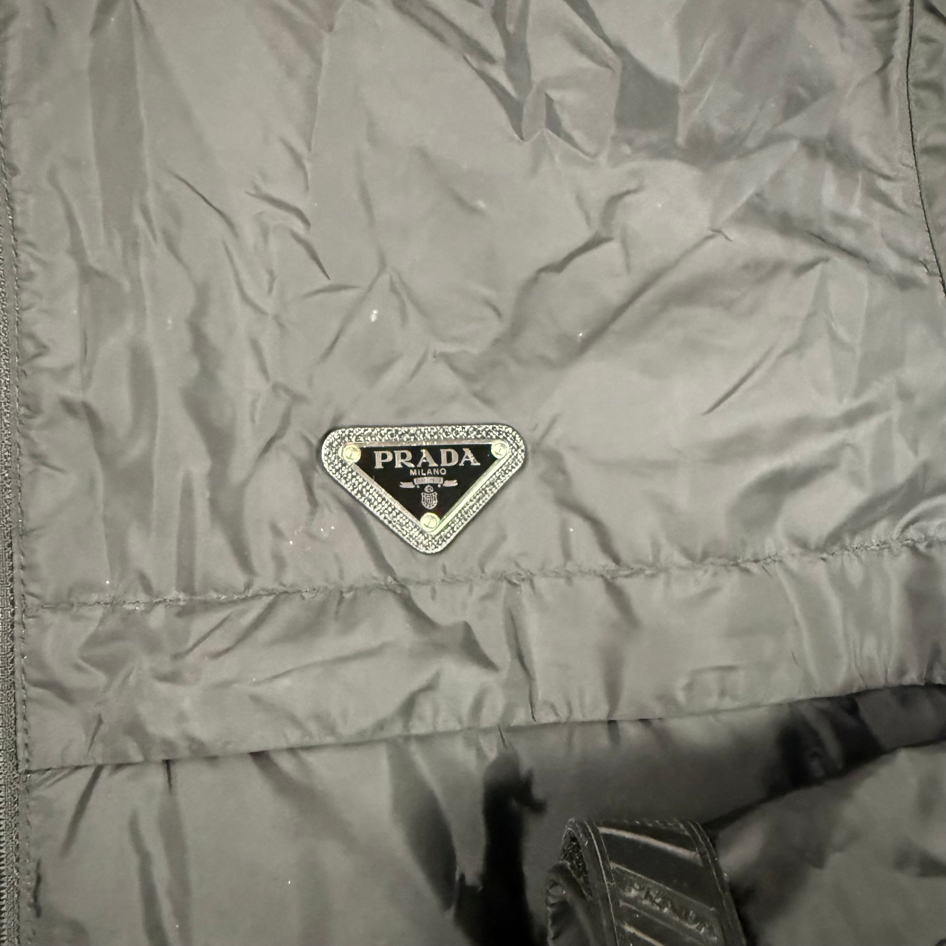 PRADA NYLON JACKET BLACK - (M)