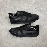 VALENTINO ROCKRUNNER BLACK - (EU45 / UK11)