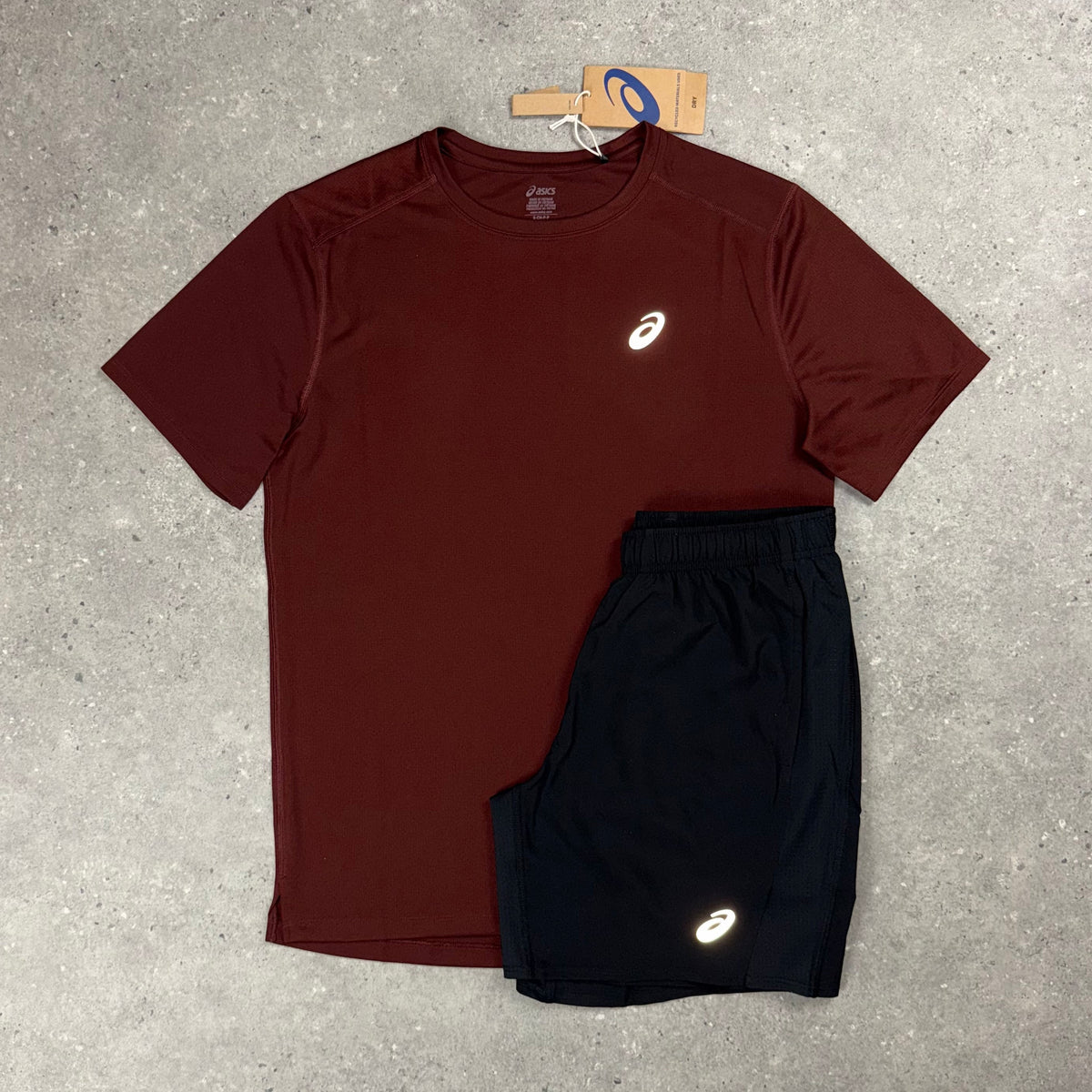 ASICS T-SHIRT & SHORTS SET - DARK RED/BLACK