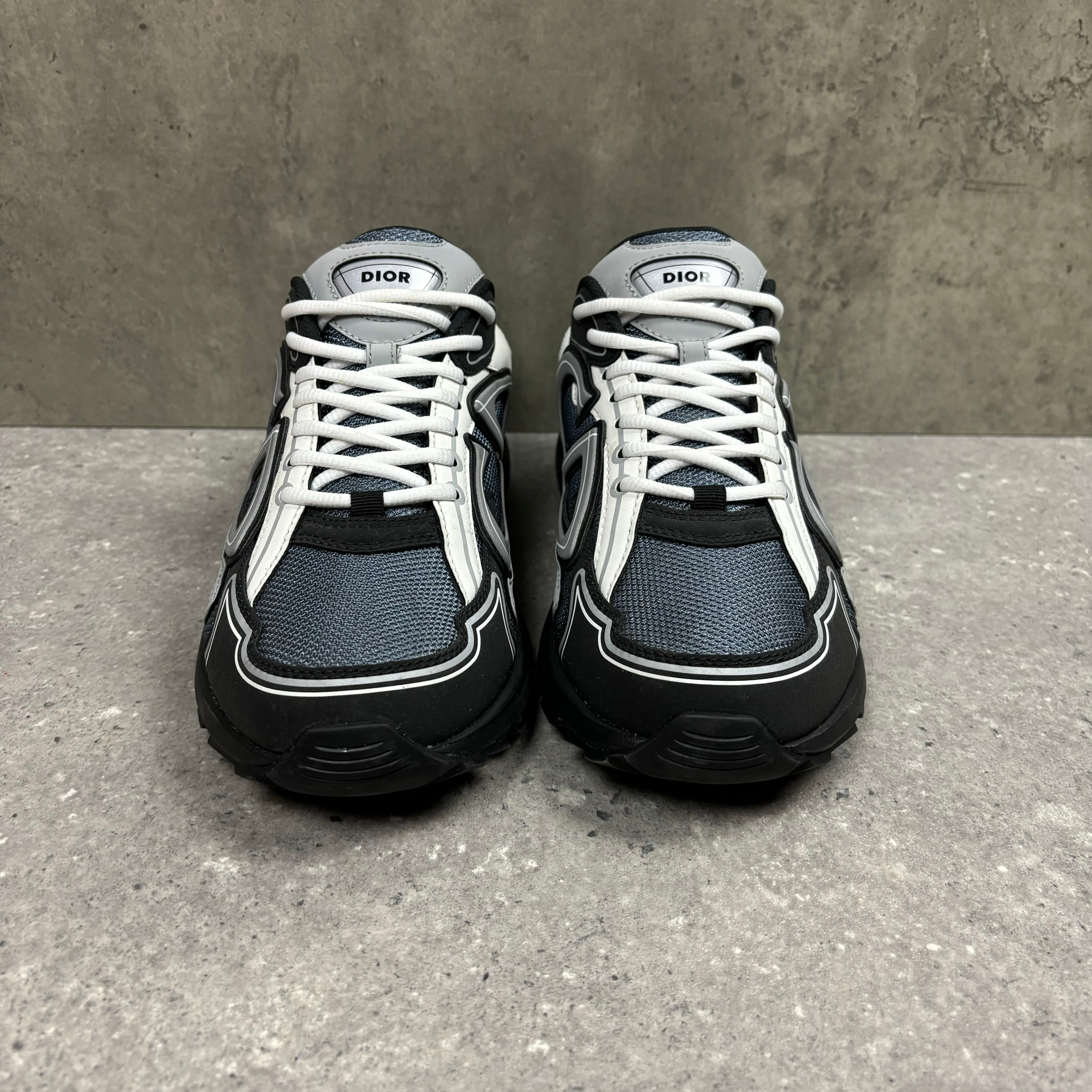 DIOR B30 GREY/BLACK - (EU 42 / UK 8)