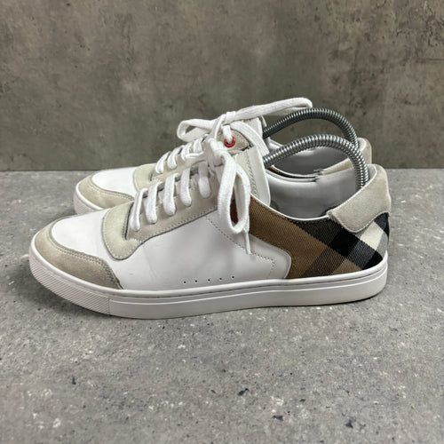 BURBERRY TRAINERS WHITE - (EU 40 / UK 6)