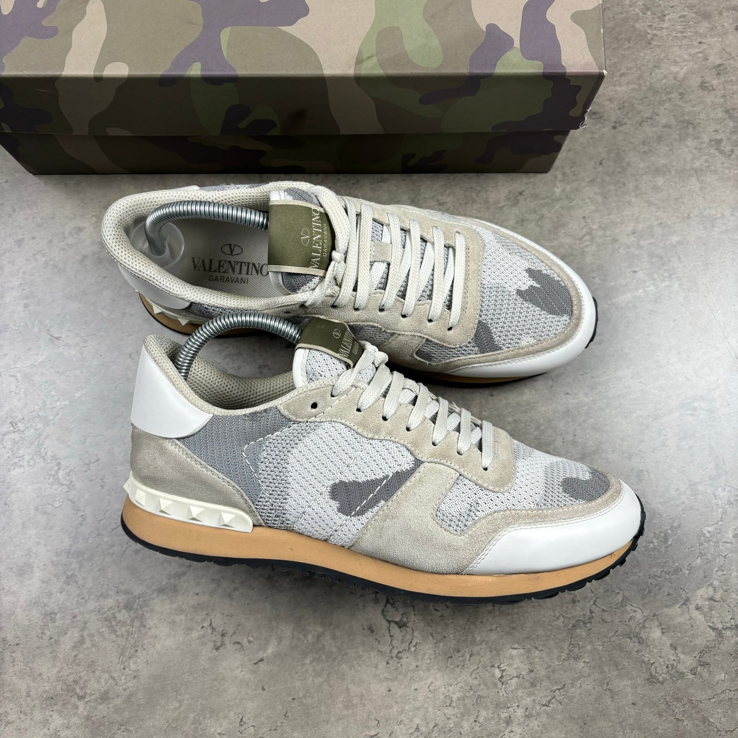 VALENTINO ROCKRUNNERS (FITS 7/8)