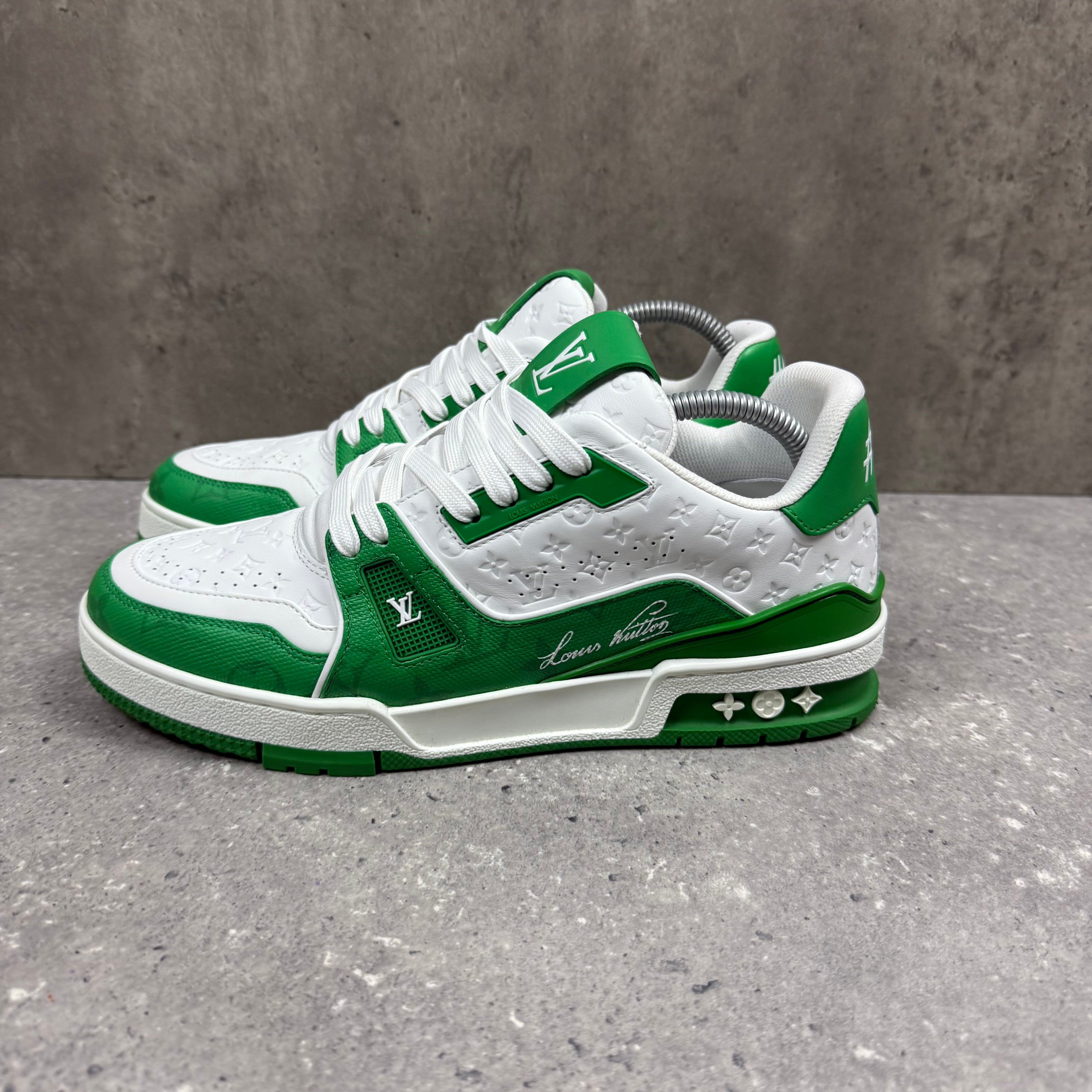 LOUIS VUITTON SNEAKERS GREEN - EU40 (FITS UK 7)