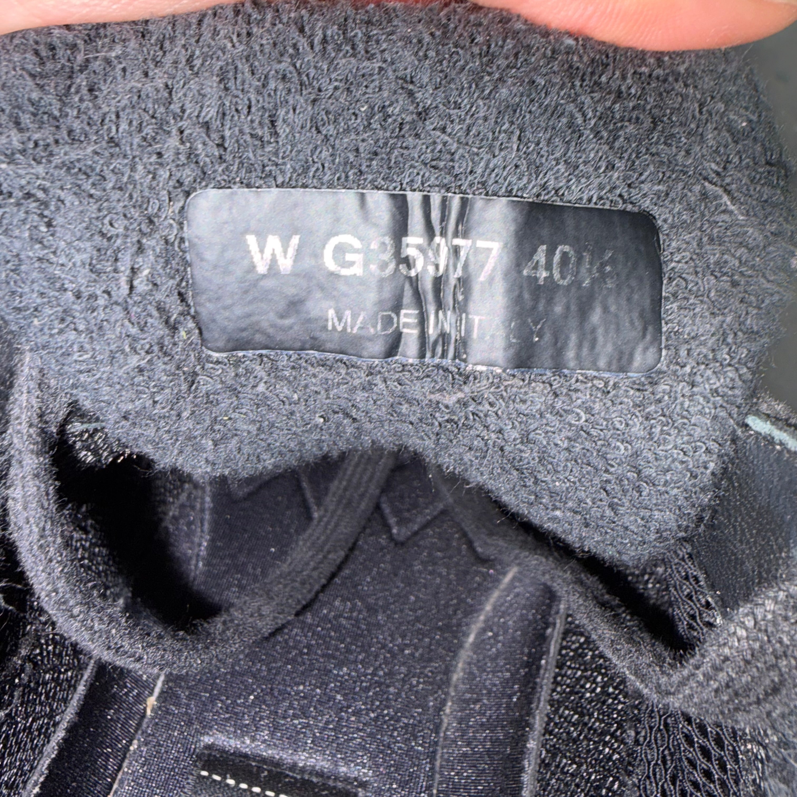 CHANEL RUNNERS BLACK -  (EU40.5 / UK6.5)