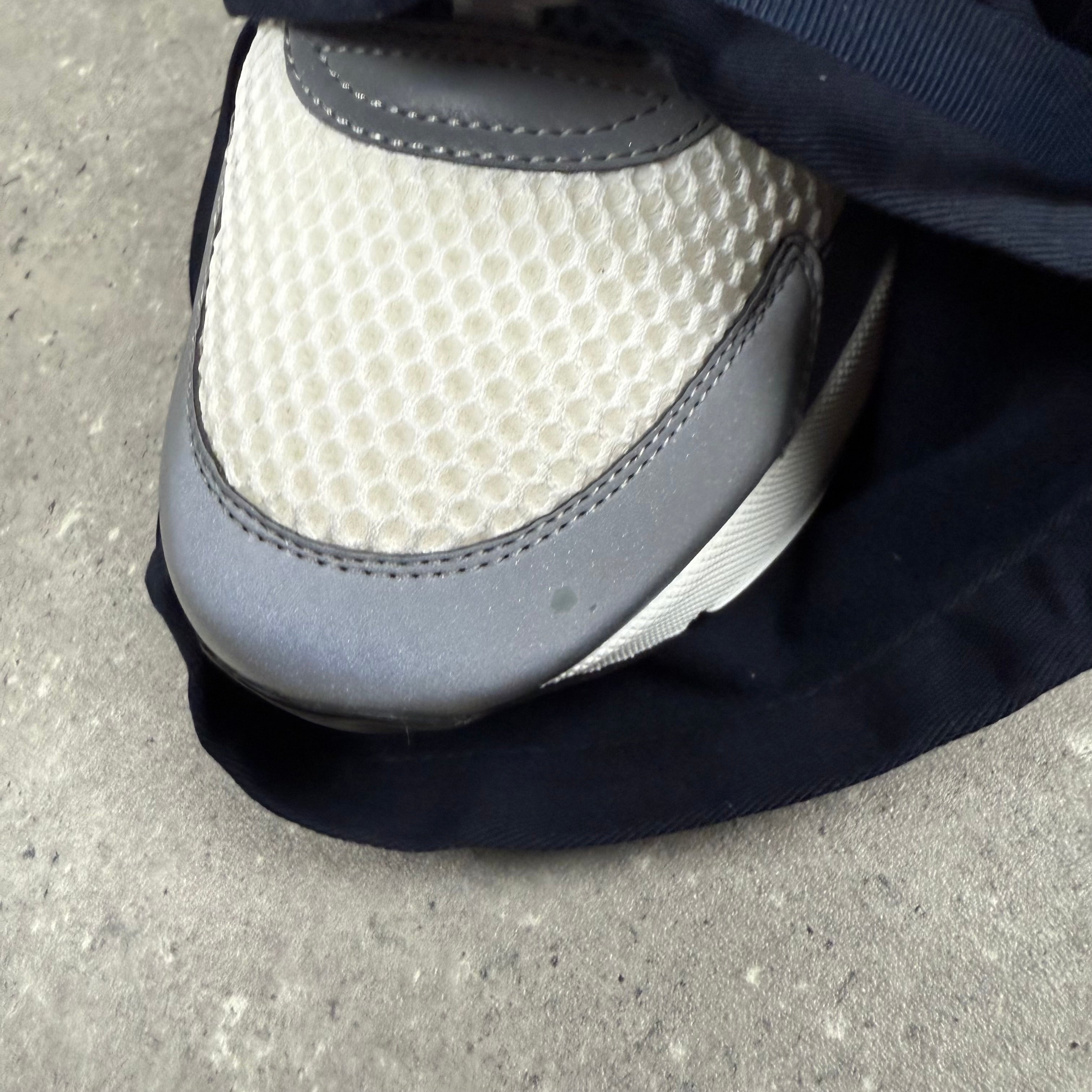 DIOR B22 BABY BLUE - (EU44 / UK10)