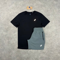 ASICS CORE T-SHIRT & PANEL SHORTS SET - BLACK / GREY