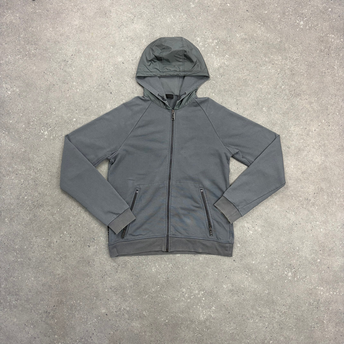 PRADA HOODIE GREY - (M)