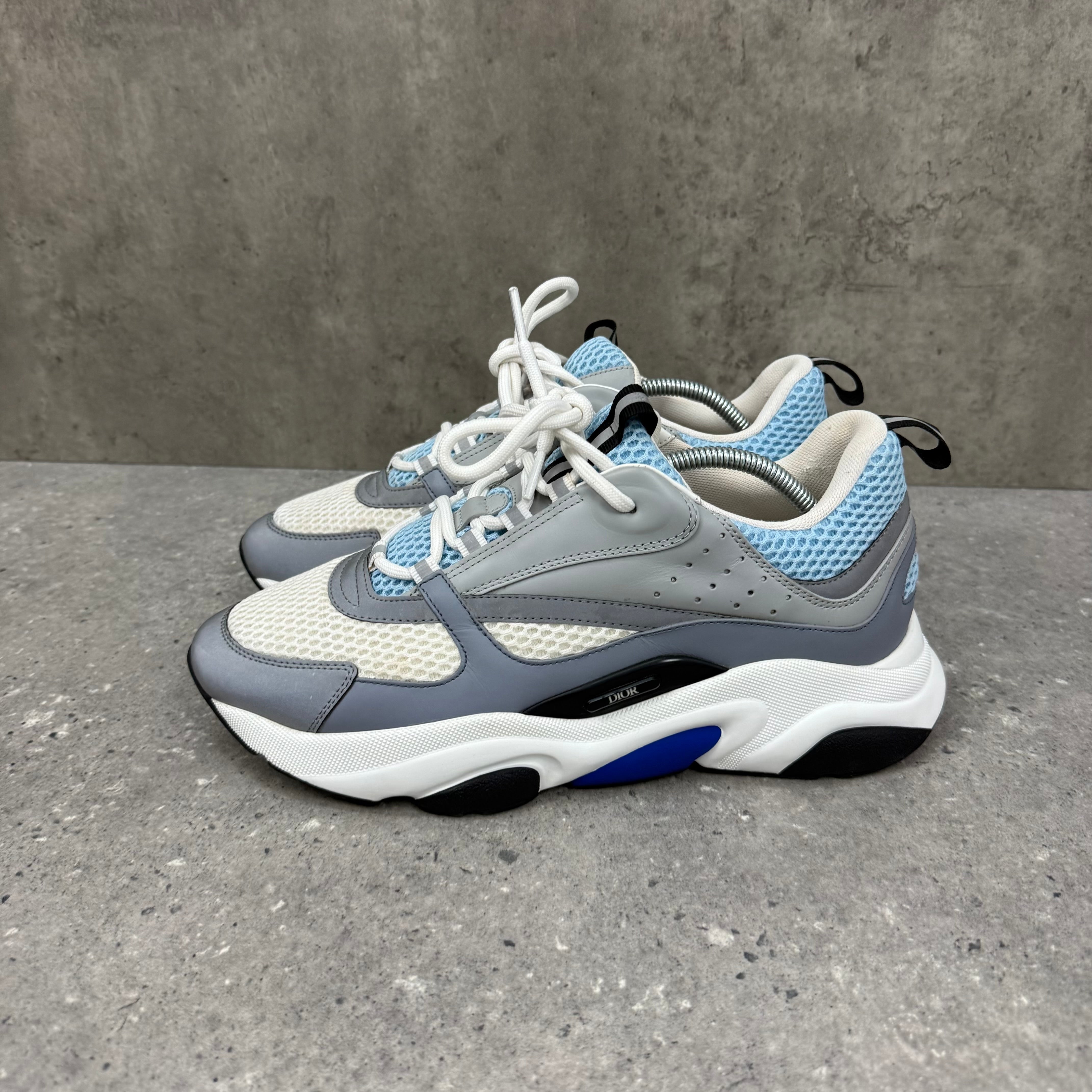 DIOR B22 BABY BLUE - (EU43 / UK9)