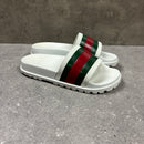 GUCCI SLIDERS - (EU41 / UK7)