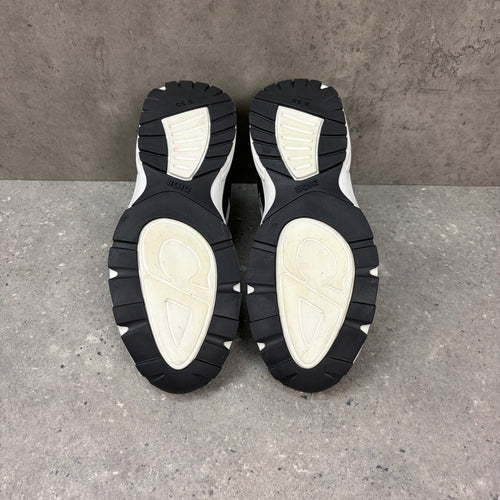 DIOR B30 BLACK / WHITE - (EU 42 / UK 8)