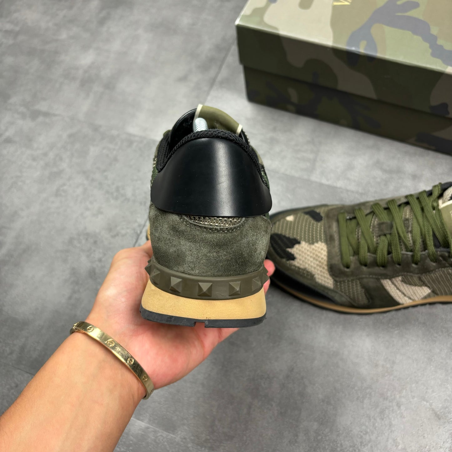 VALENTINO ROCKRUNNERS KHAKI (FITS 8/9)