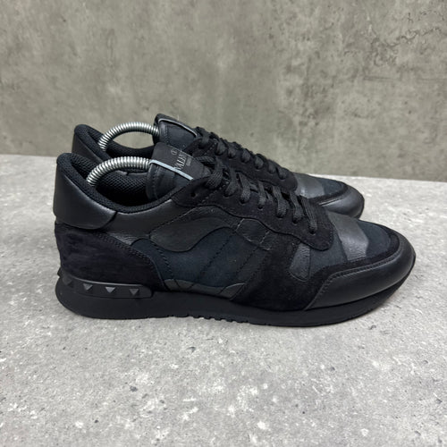 VALENTINO ROCKRUNNER BLACK - (EU42 / UK8)