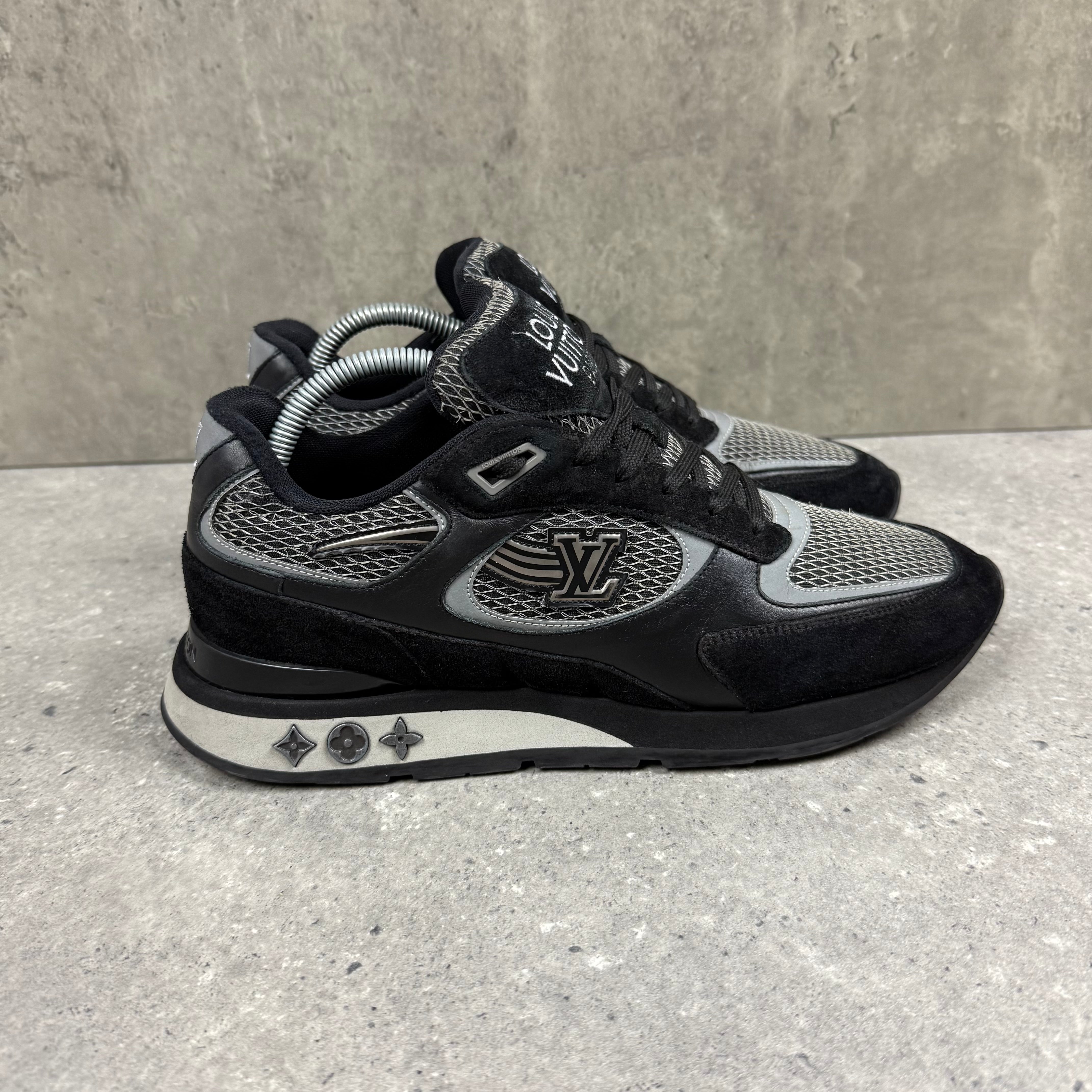 LOUIS VUITTON RUNAWAYS BLACK - EU40.5 (FITS UK 7.5)